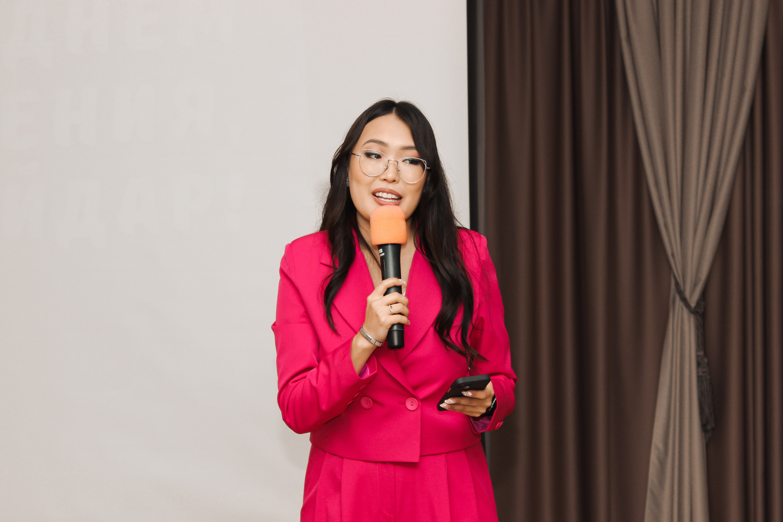 Милан. Свадебный и Школьный фотограф Улан-Удэ Бурятия Джулия Топоева Выпускные альбомы Фотограф на мероприятие