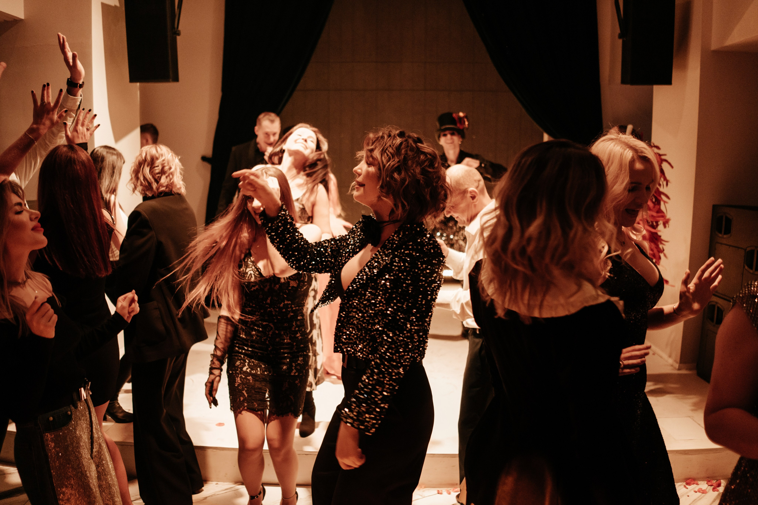 26 января (пятница). BENUAR Restaurant