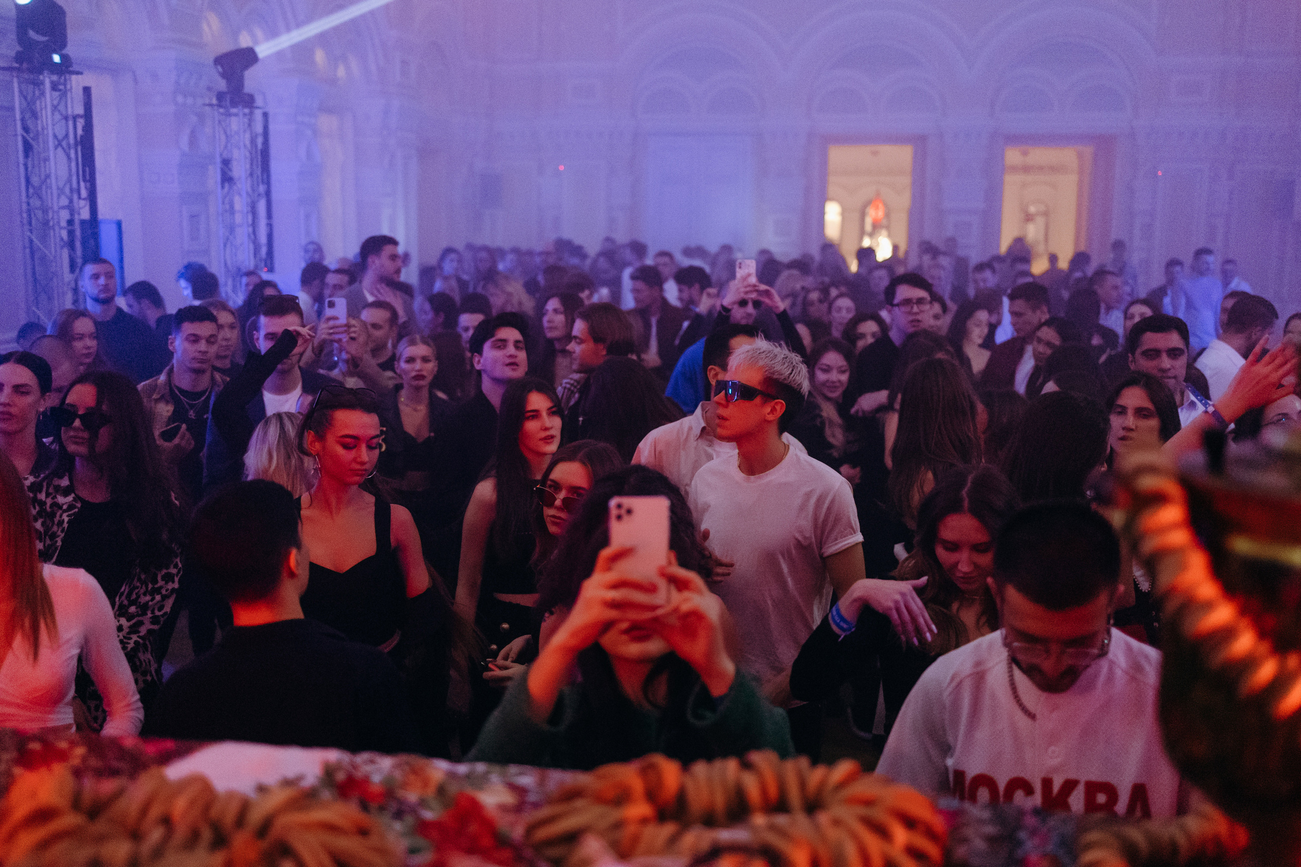 Techno Rooms. Репортажный и свадебный фотограф в Москве Лена Таращенко