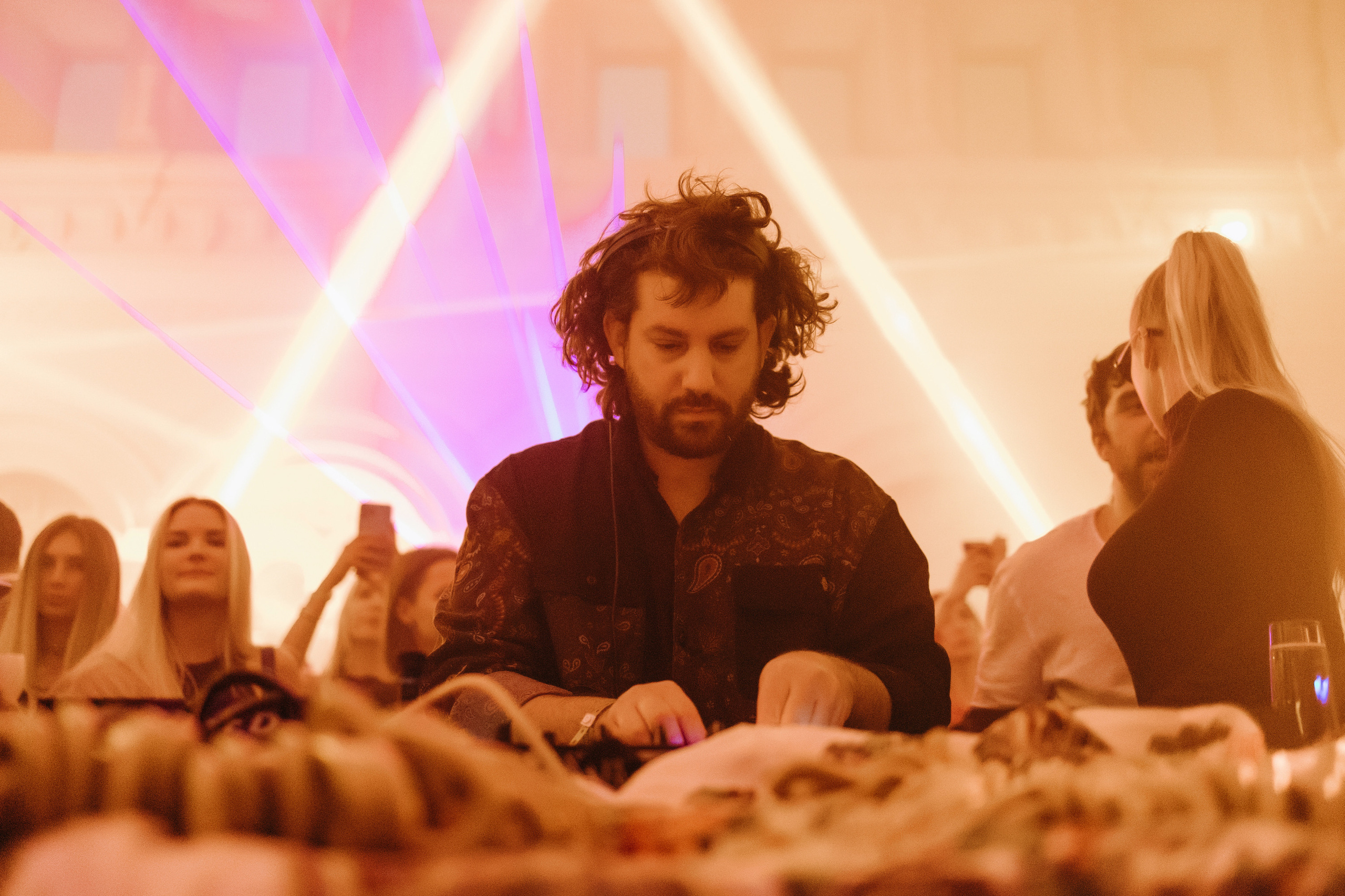 Techno Rooms. Репортажный и свадебный фотограф в Москве Лена Таращенко