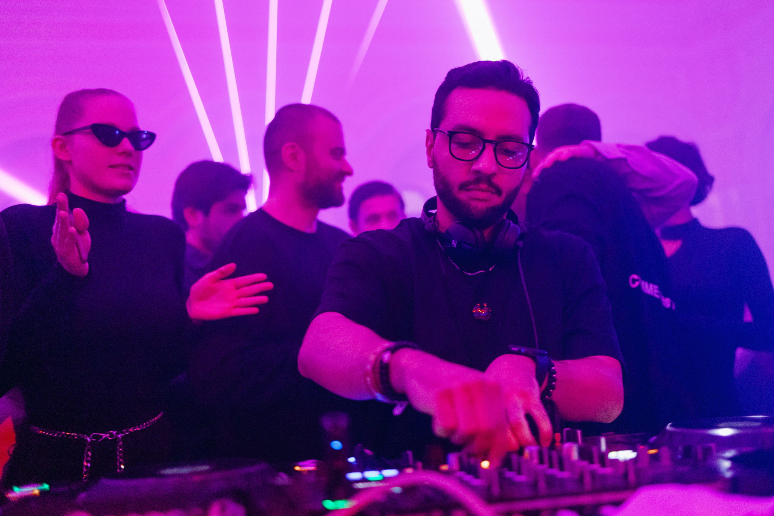 Techno Rooms. Репортажный и свадебный фотограф в Москве Лена Таращенко