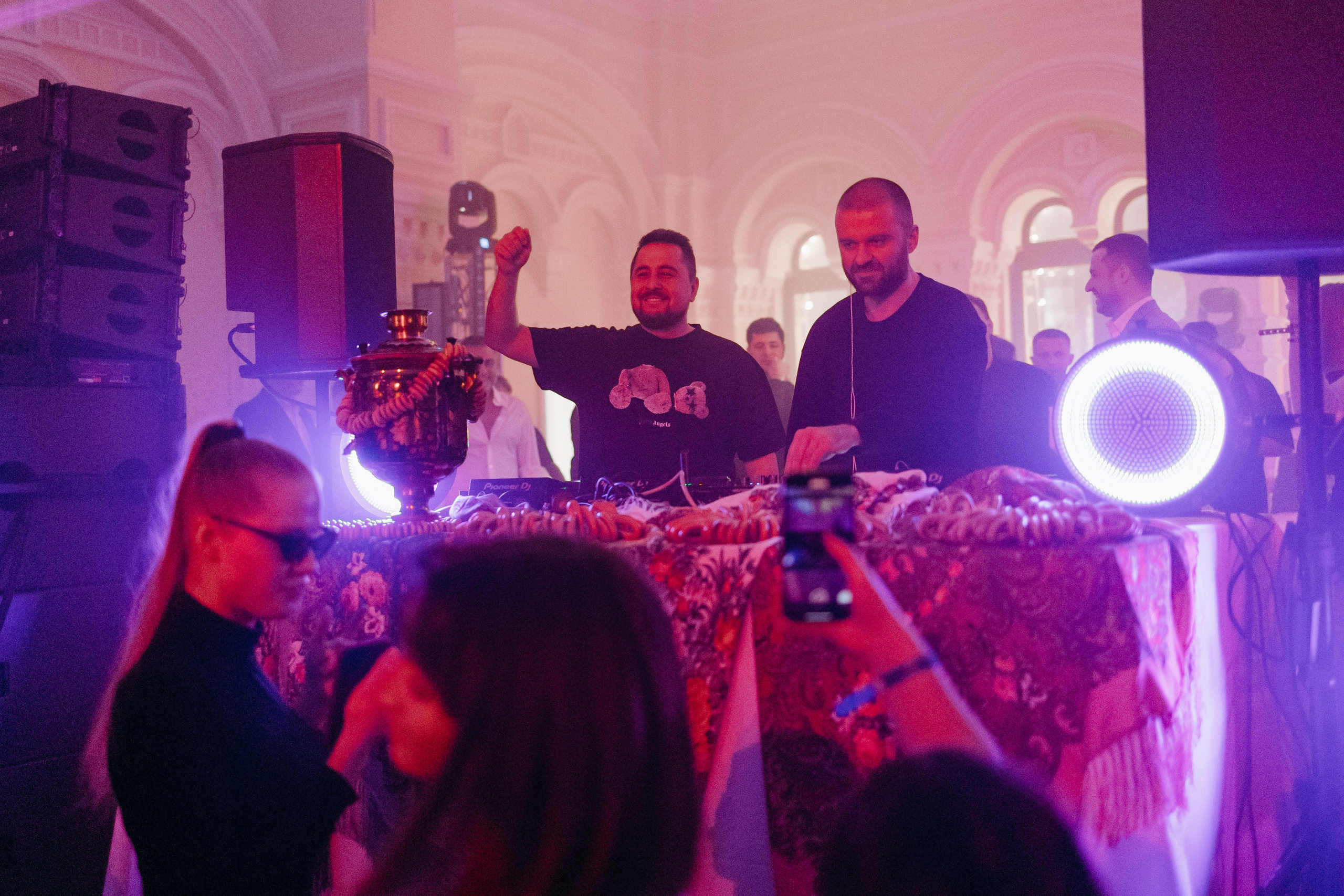 Techno Rooms. Репортажный и свадебный фотограф в Москве Лена Таращенко