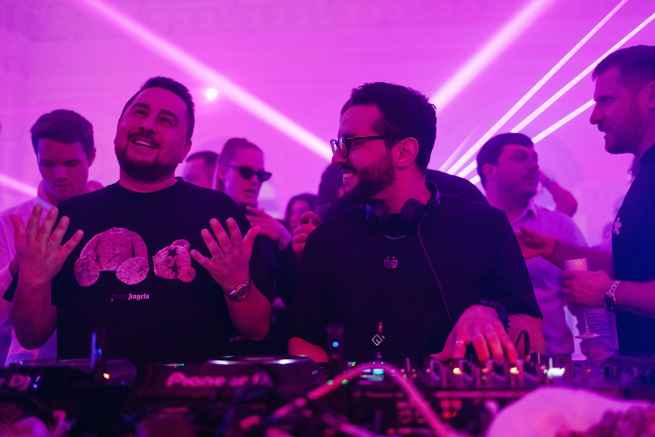 Techno Rooms. Репортажный и свадебный фотограф в Москве Лена Таращенко