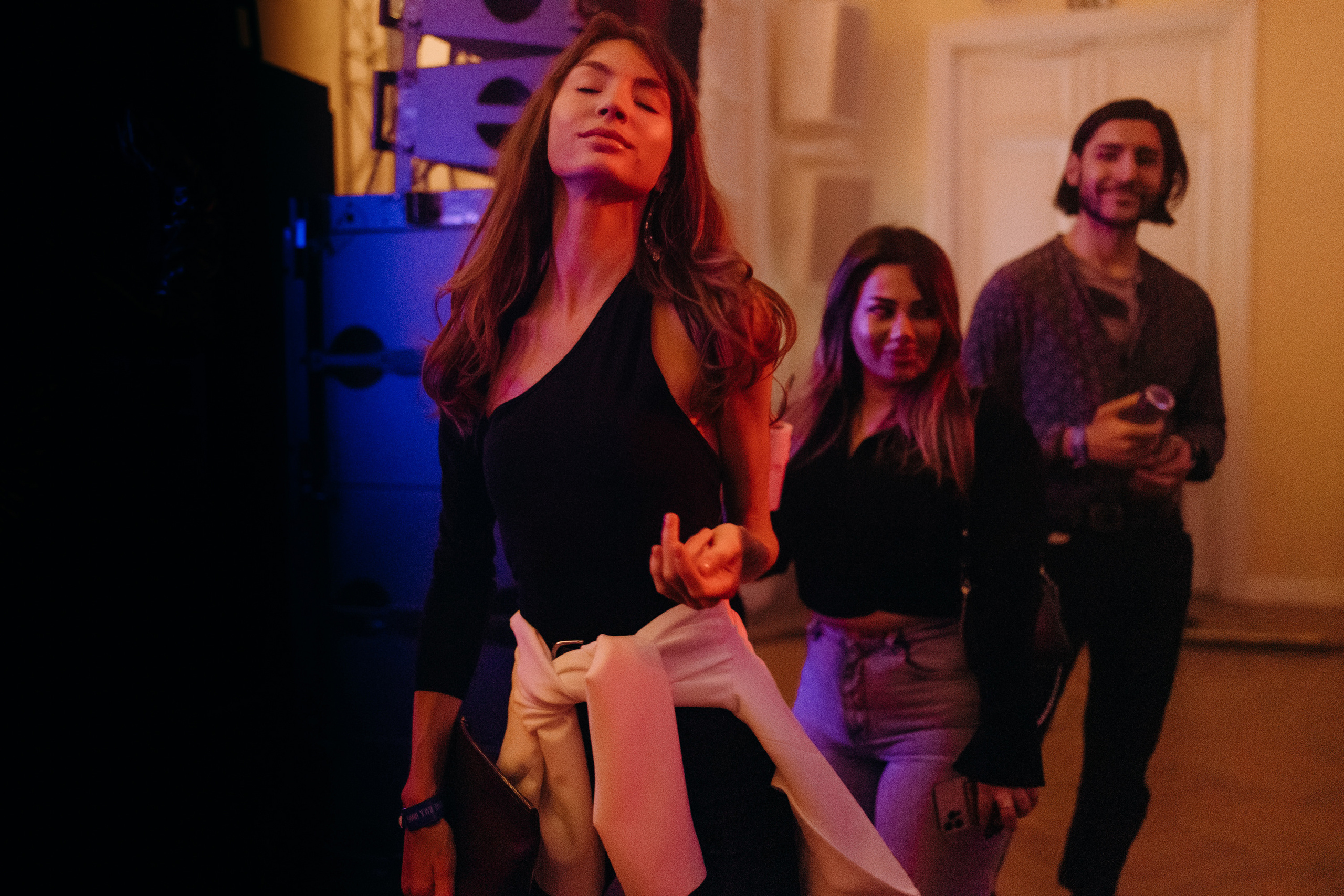 Techno Rooms. Репортажный и свадебный фотограф в Москве Лена Таращенко