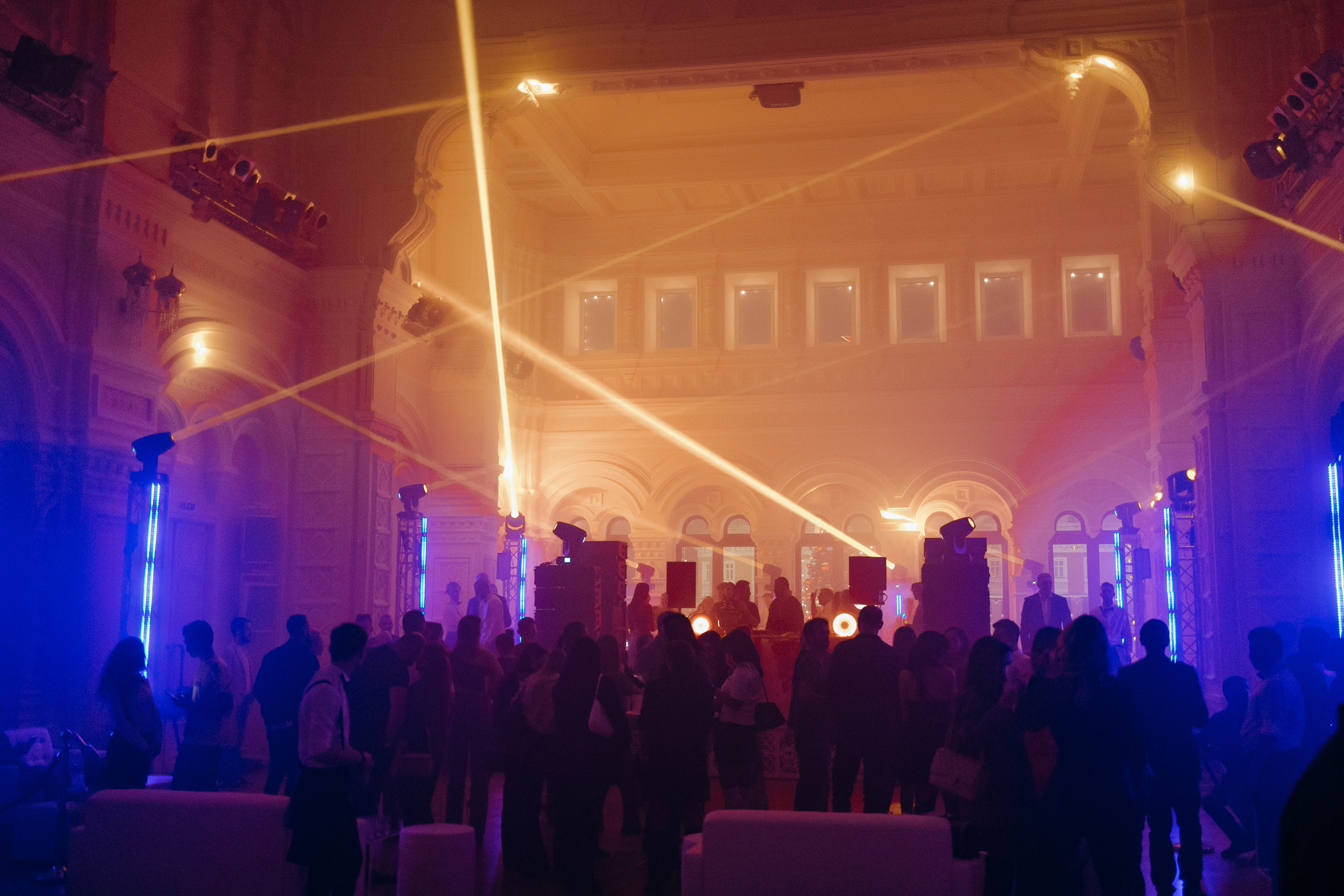 Techno Rooms. Репортажный и свадебный фотограф в Москве Лена Таращенко