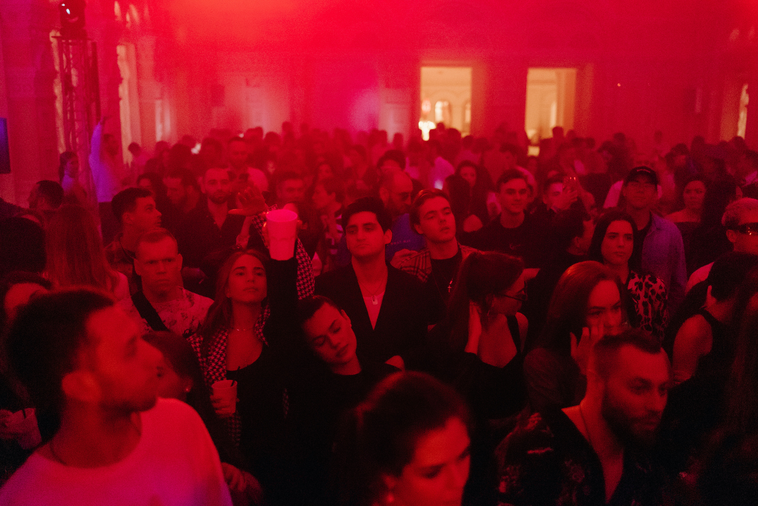 Techno Rooms. Репортажный и свадебный фотограф в Москве Лена Таращенко