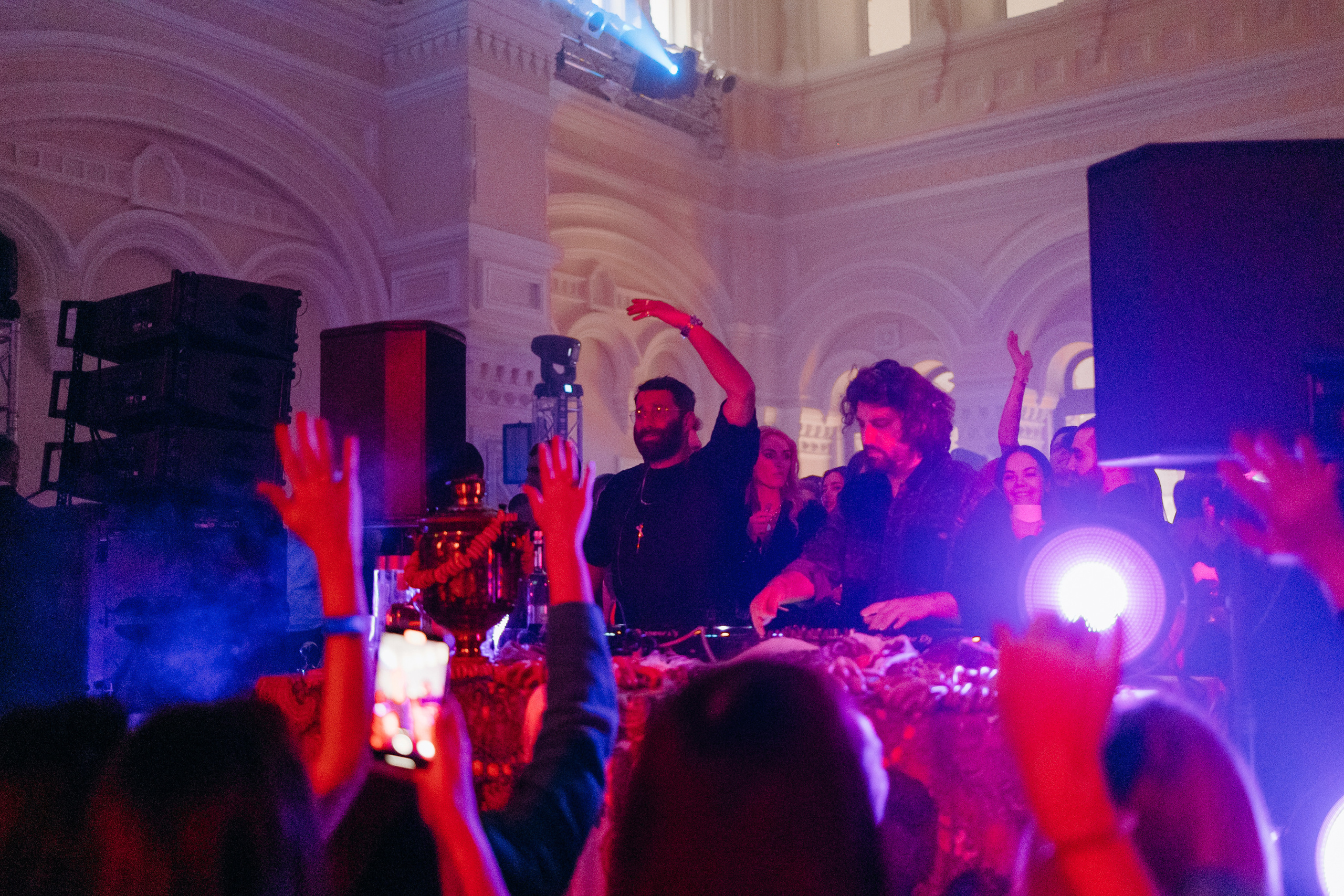 Techno Rooms. Репортажный и свадебный фотограф в Москве Лена Таращенко