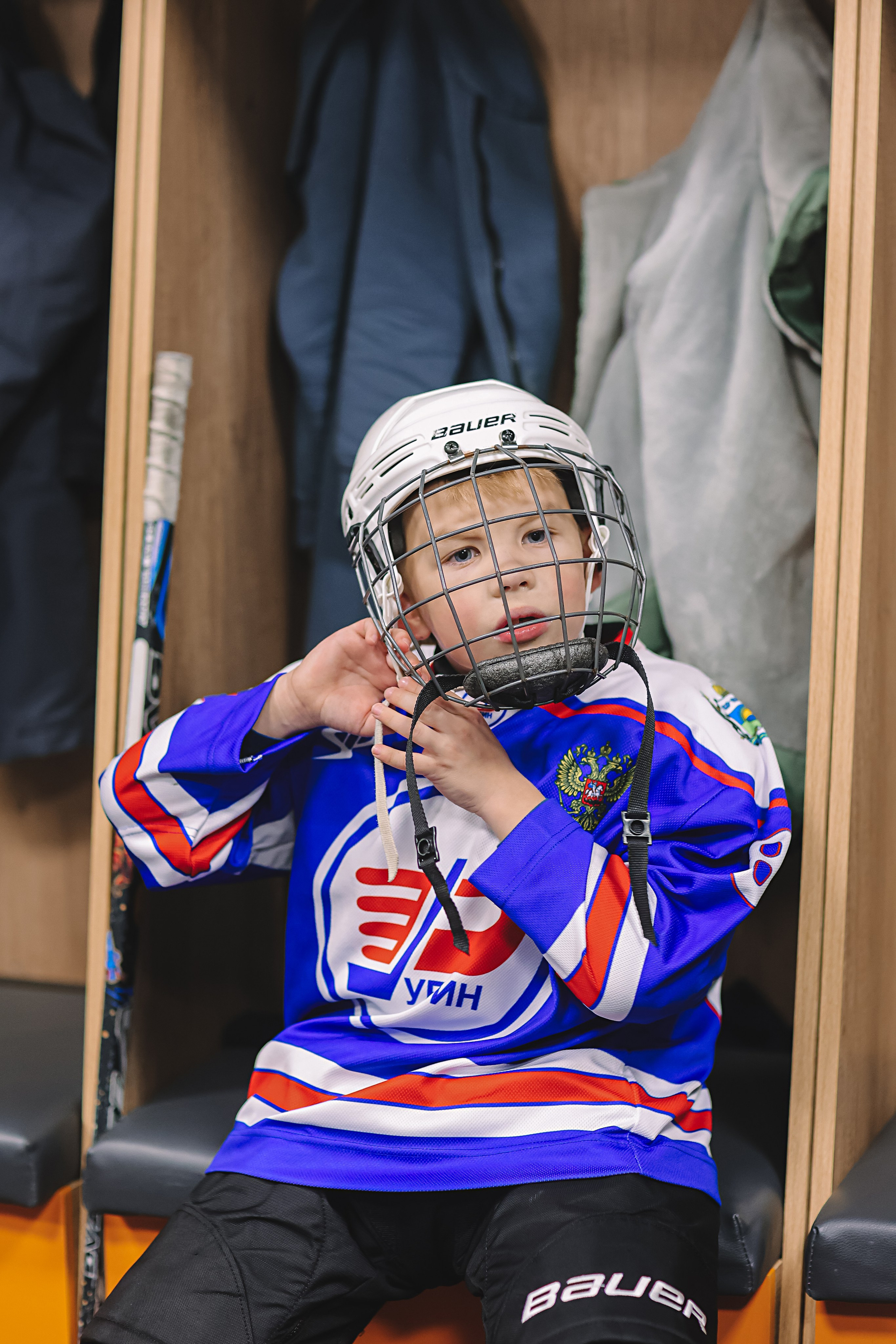 Хоккей тренировка. Семейный фотограф Тюмень, фотограф на роды Салмина Мария