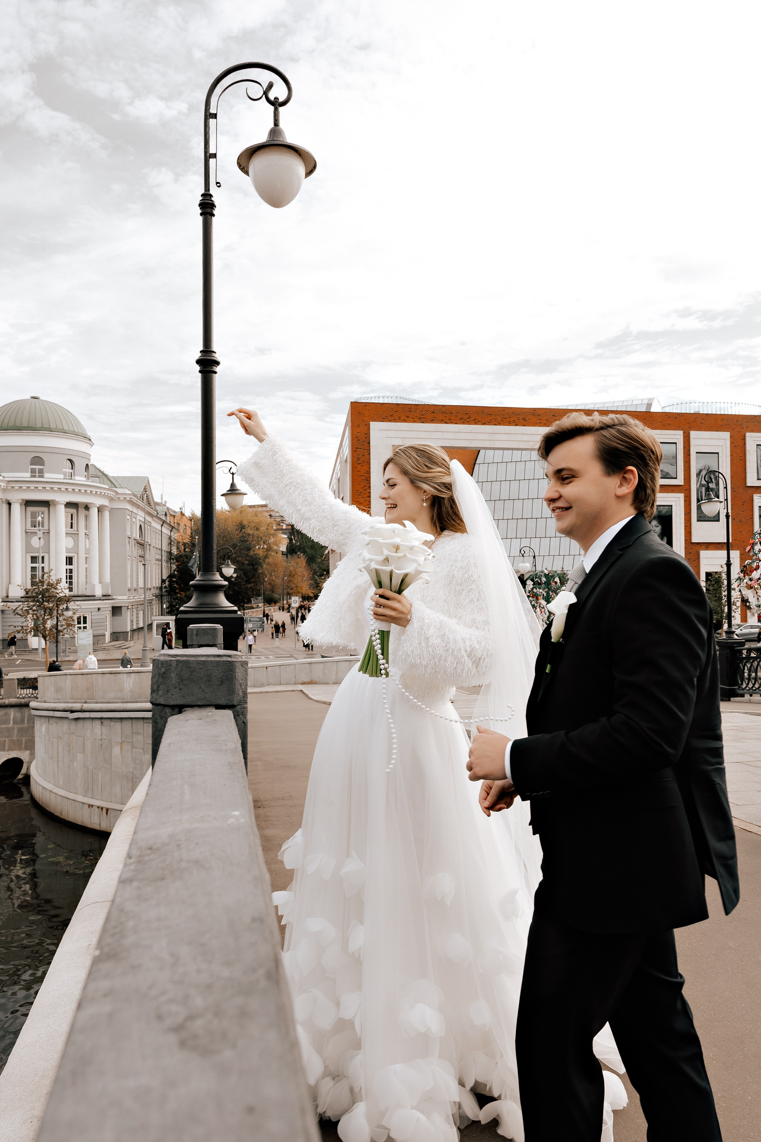 Свадьба «Парк Горького» Артём-Юлия. Свадебный/Портретный фотограф снимаю в Москве