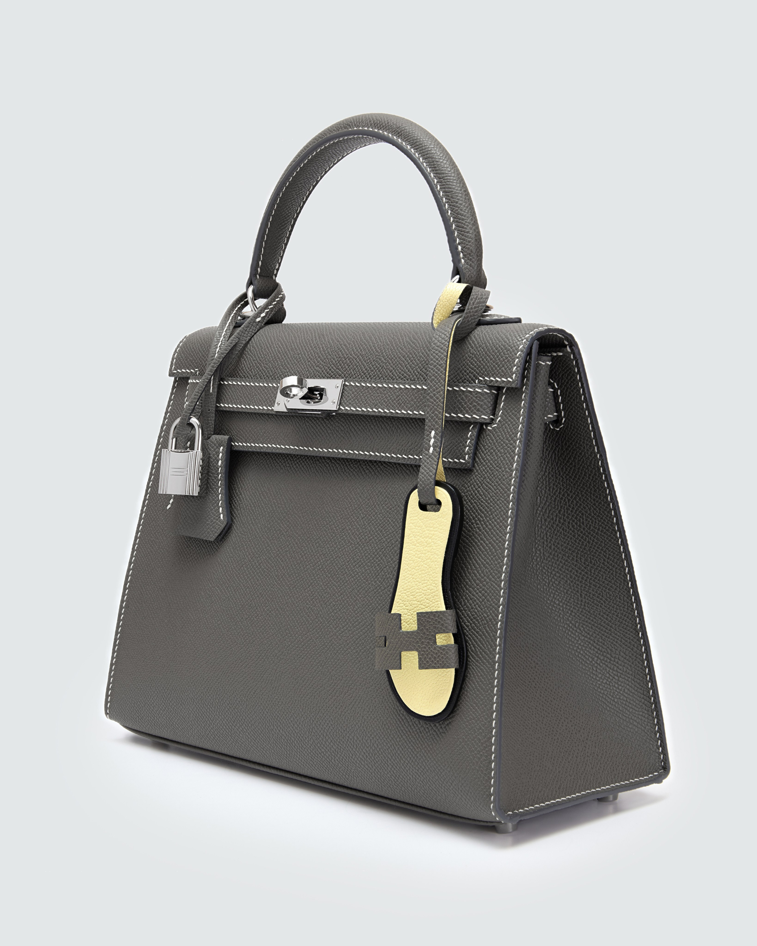 Предметная рекламная каталожная съемка сумок под ключ Москва