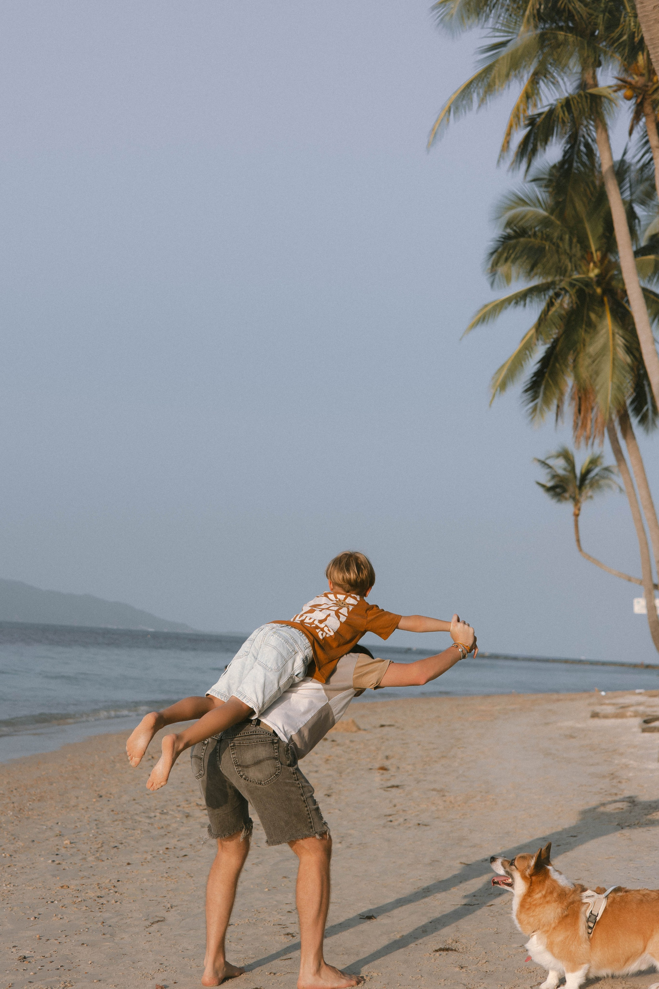 Алиса с семьей / Самуи. Семейный и детский фотограф в Москве Анастасия Каипова