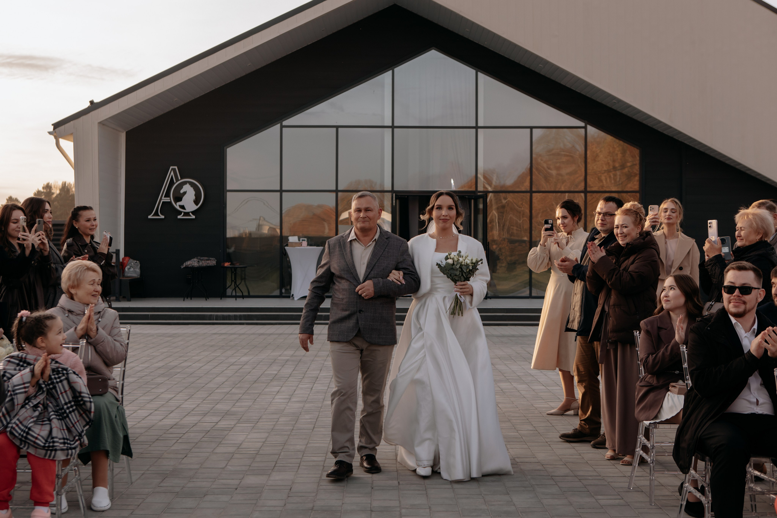 Анна и Ренат. Портретный и свадебный фотограф Айгюн в городе Йошкар-Ола