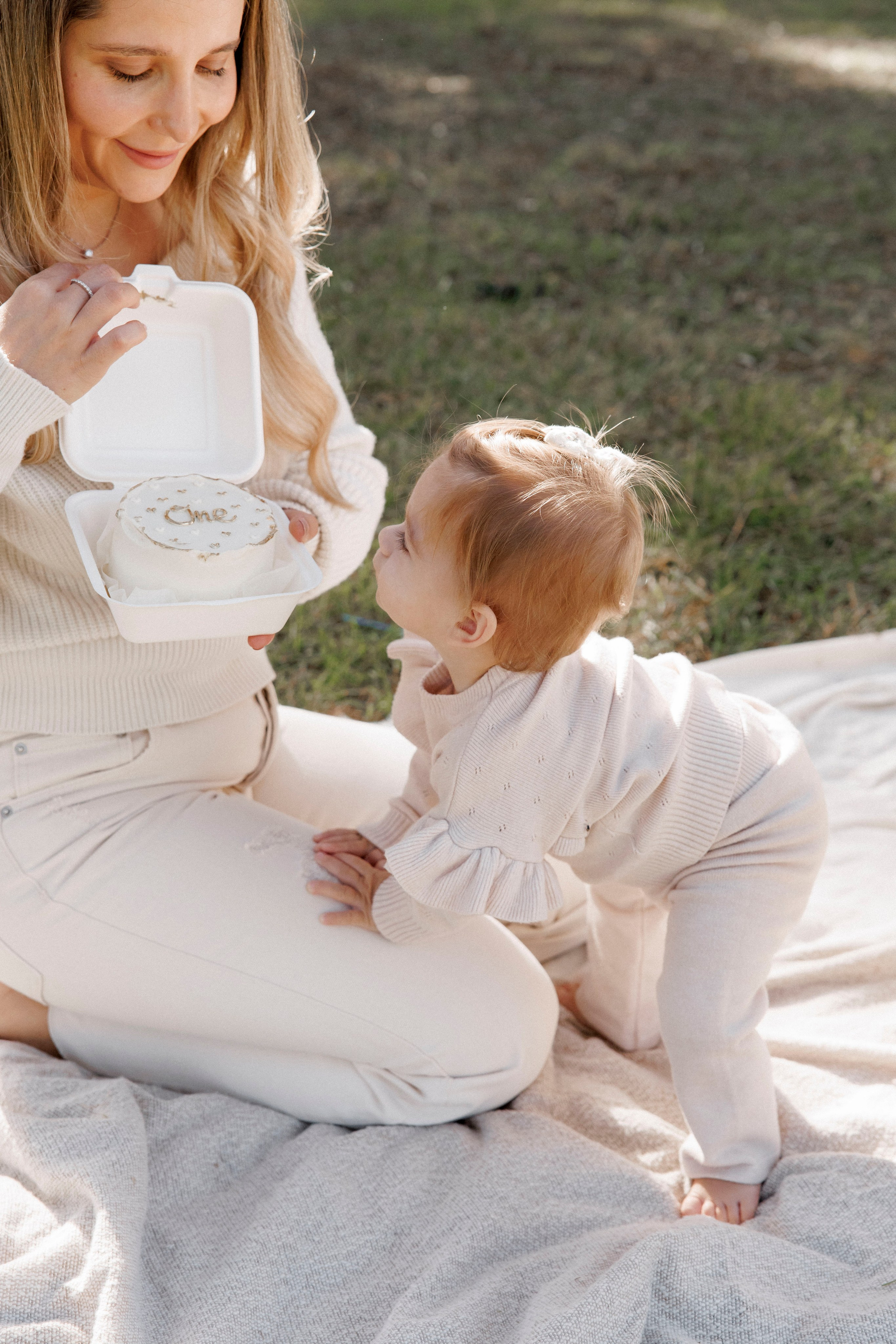 First year photoshoot inside the park (early morning). Главная