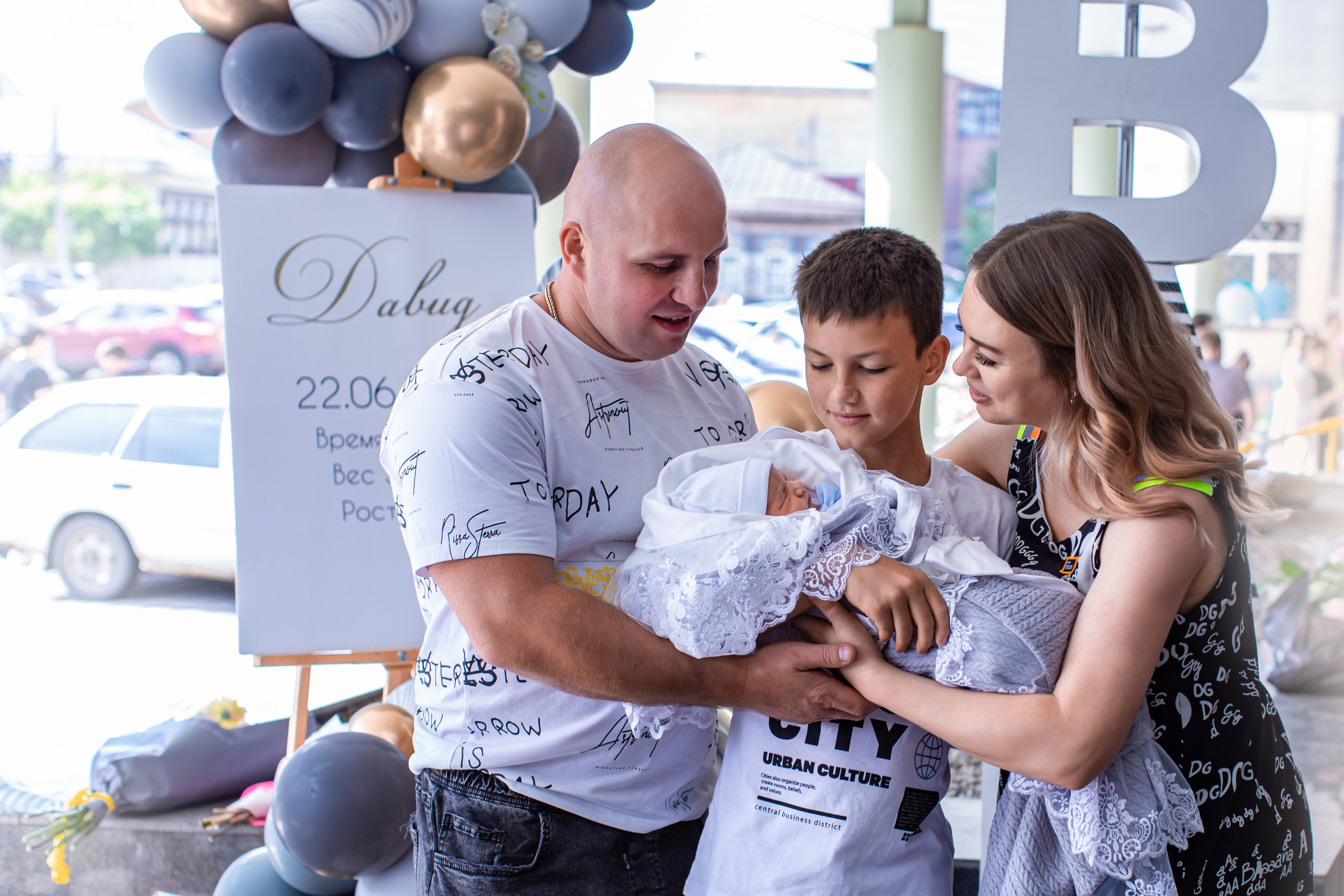 Выписка из роддома в Иркутске — где заказать, портфолио, цены. Семейный и детский фотограф в Иркутске Анастасия Сыроватская