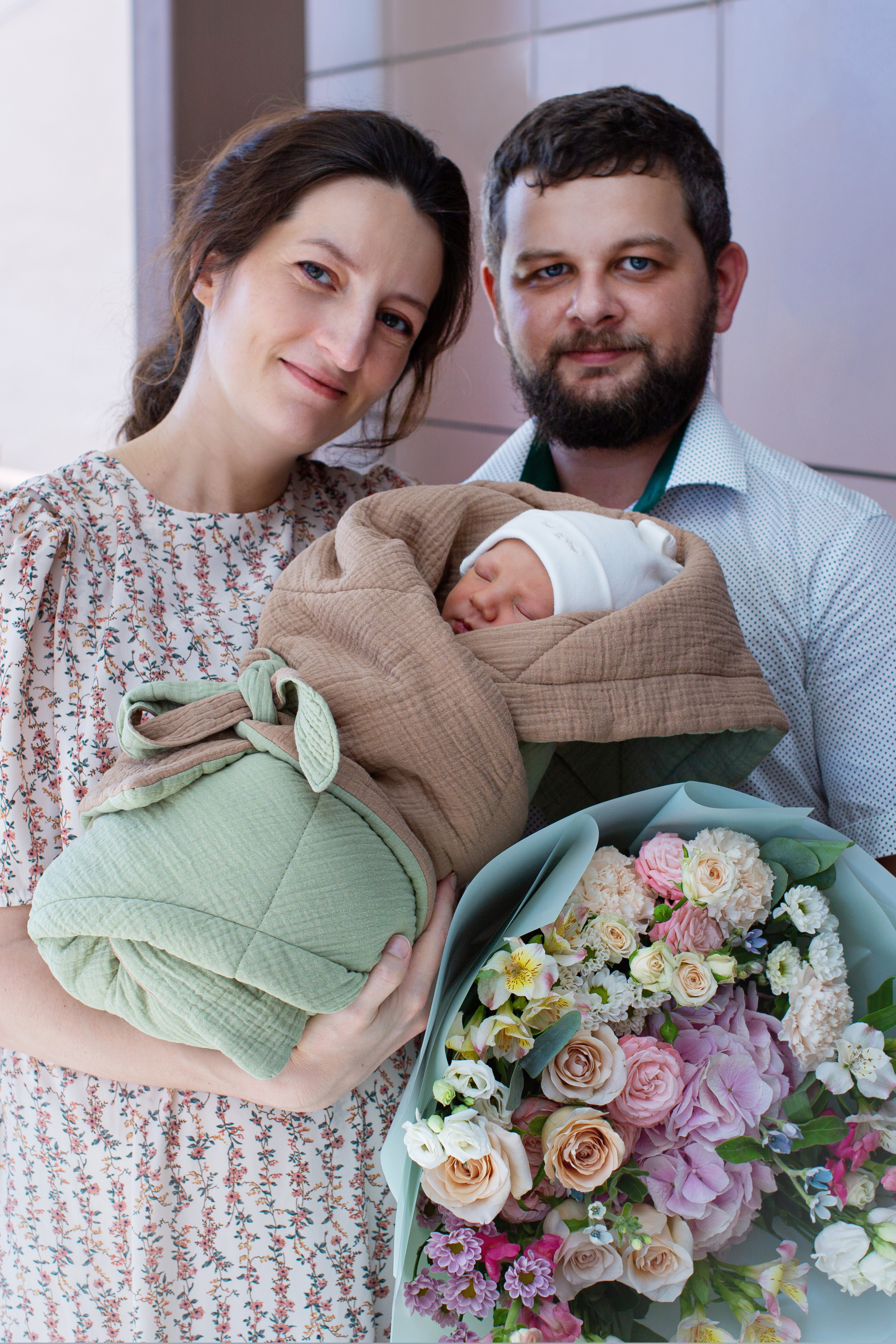 Выписка из роддома в Иркутске — где заказать, портфолио, цены. Семейный и детский фотограф в Иркутске Анастасия Сыроватская