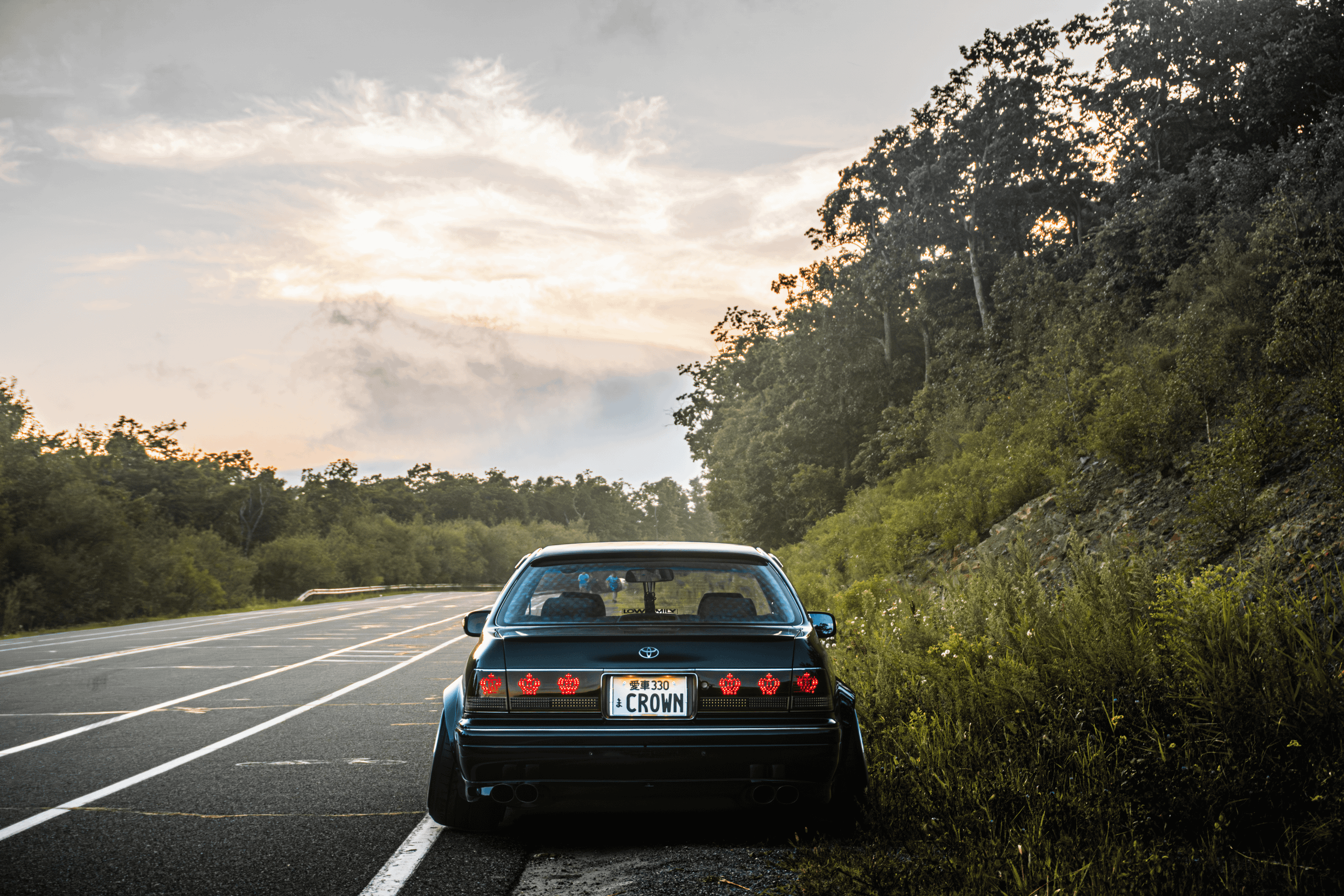 Toyota Crown S155: бриллиант в стенс-короне Владивостока