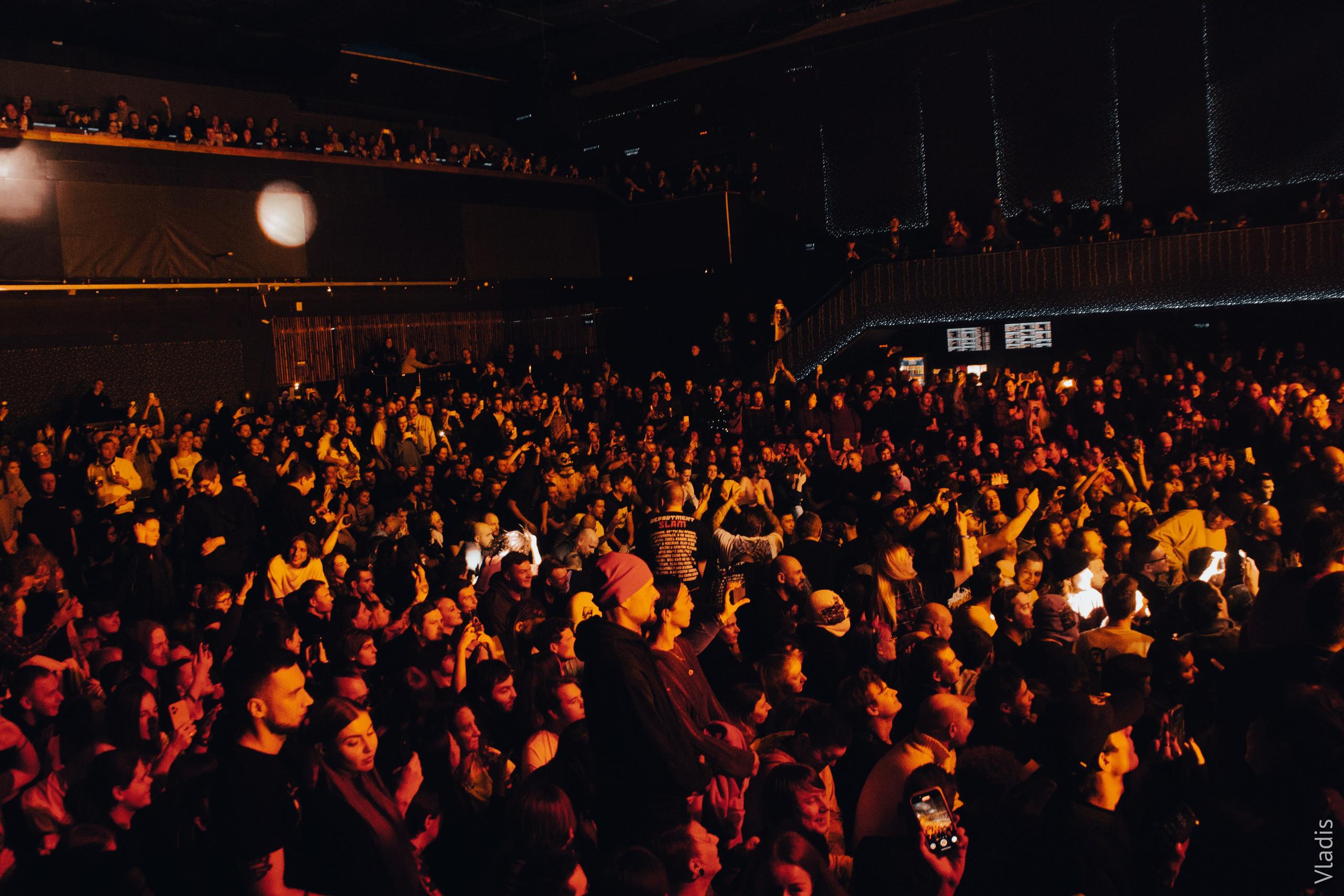 Мегамозг BASE NEW YEAR FEST 2026 | Петербург. VLADIS PISKUNOV | Концертные Фото |Репортажи