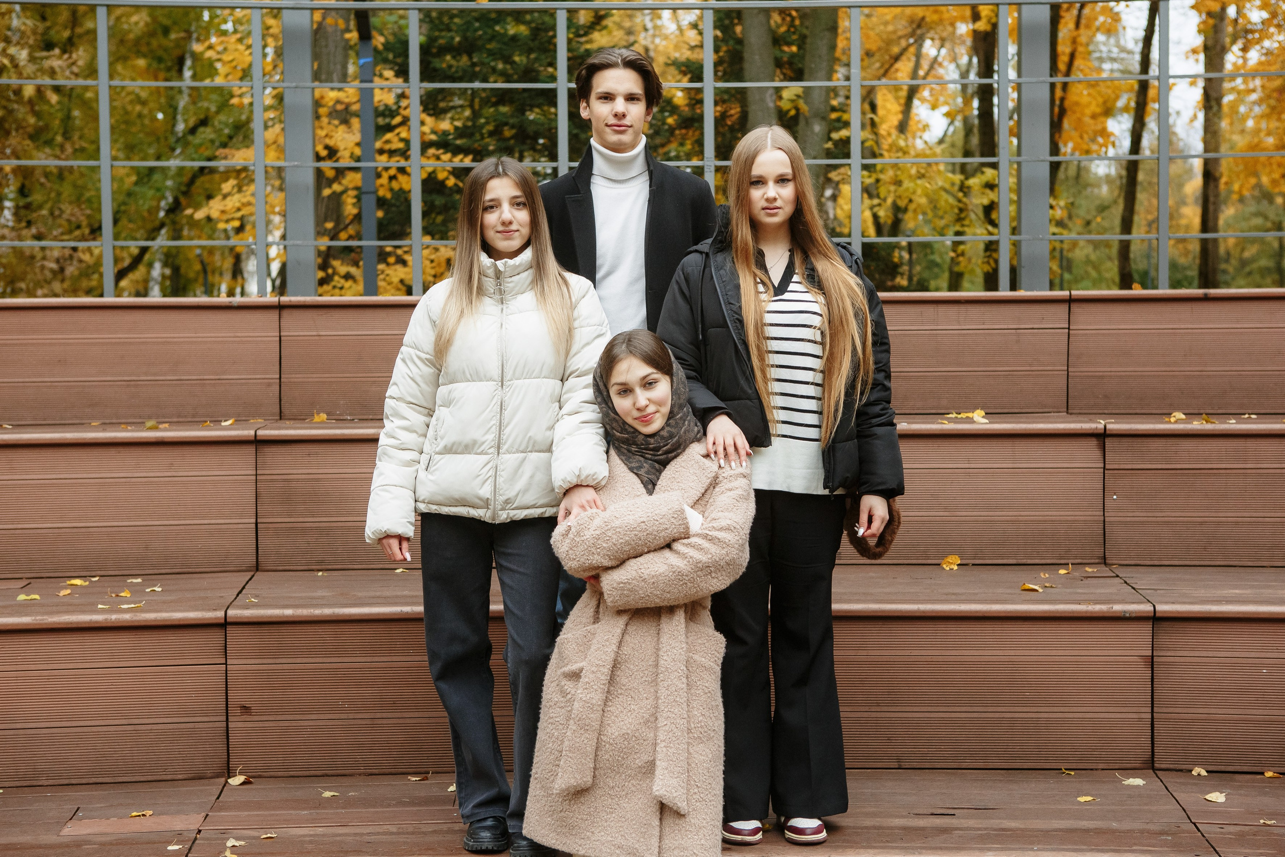 Осень Гимназия 12 11 В 2023 г. Свадебный и портретный Фотограф в Липецке Дмитрий Котюков