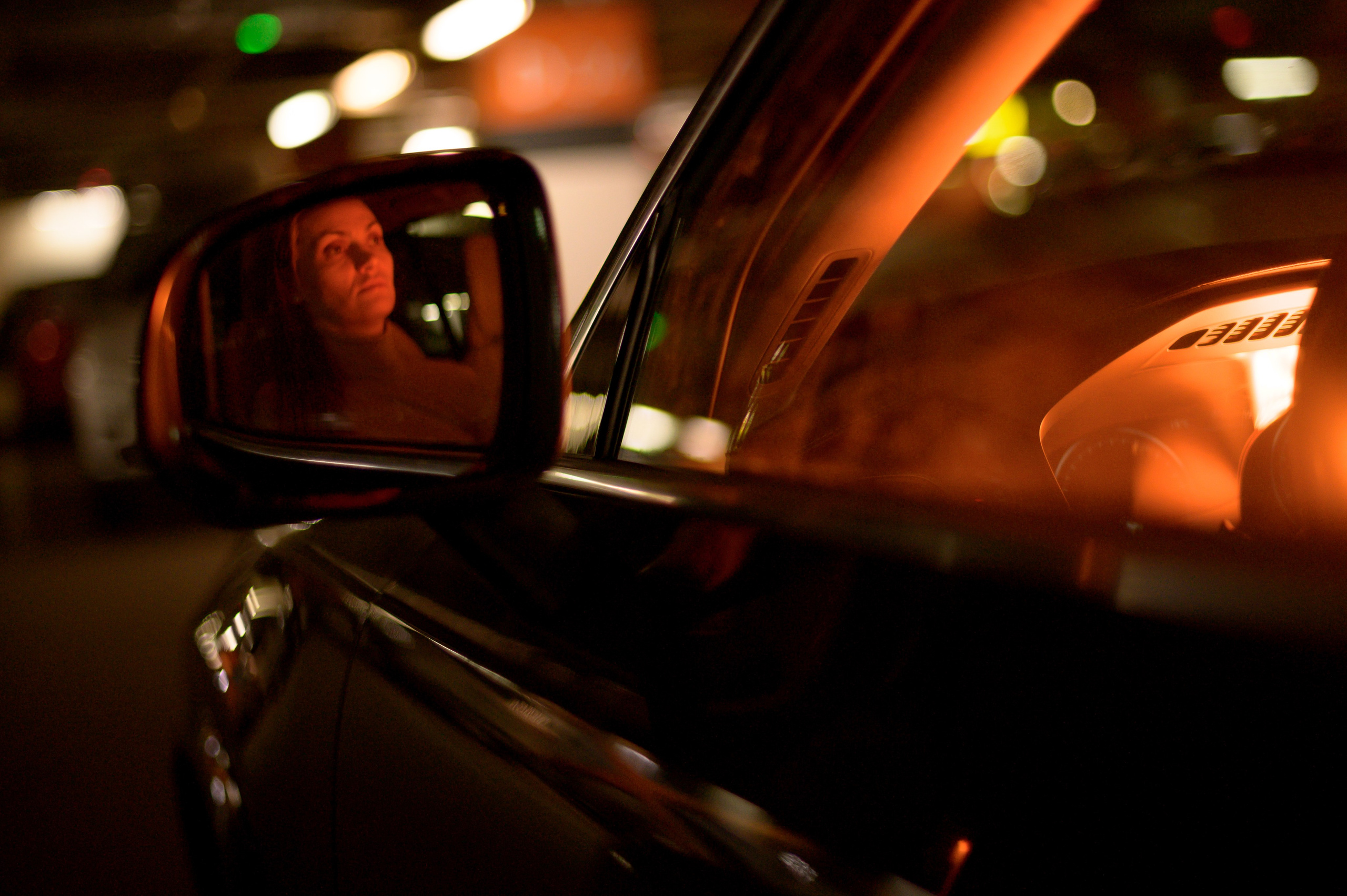 Фото проект "Внутри". Был представлен на выставке в Дортмунде Германия январь 2025 года. Спортивный фотограф в Москве Фадеева Ирина. Соревнования, турниры, чемпионаты по танцам. отчетные концерты, съемка под водой