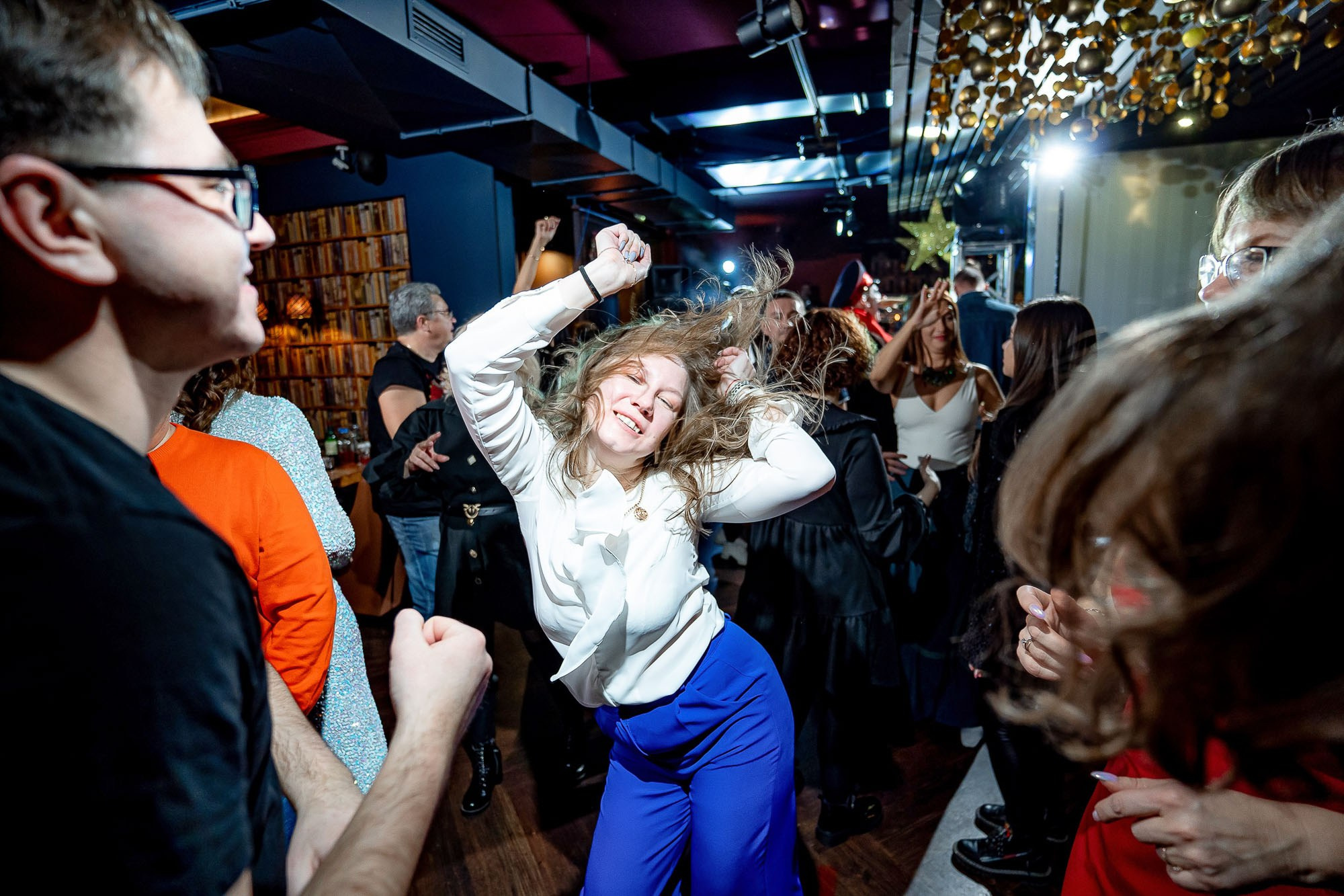 Новый год 2024 в Peoples. Сергей Кошкин. Репортажная и ивент-фотография в Сургуте