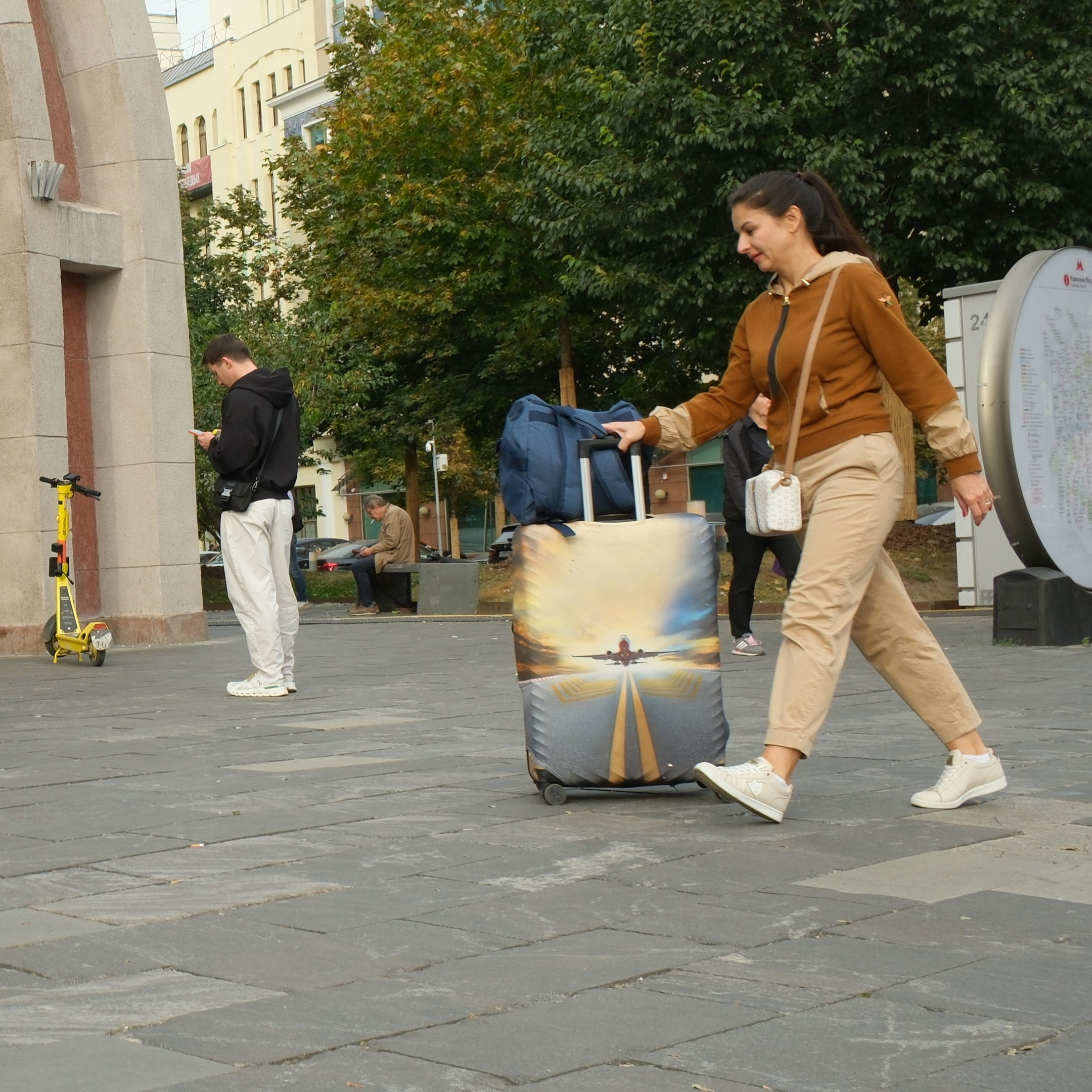 Сентябрь 2025. Улица, люди, жизнь…