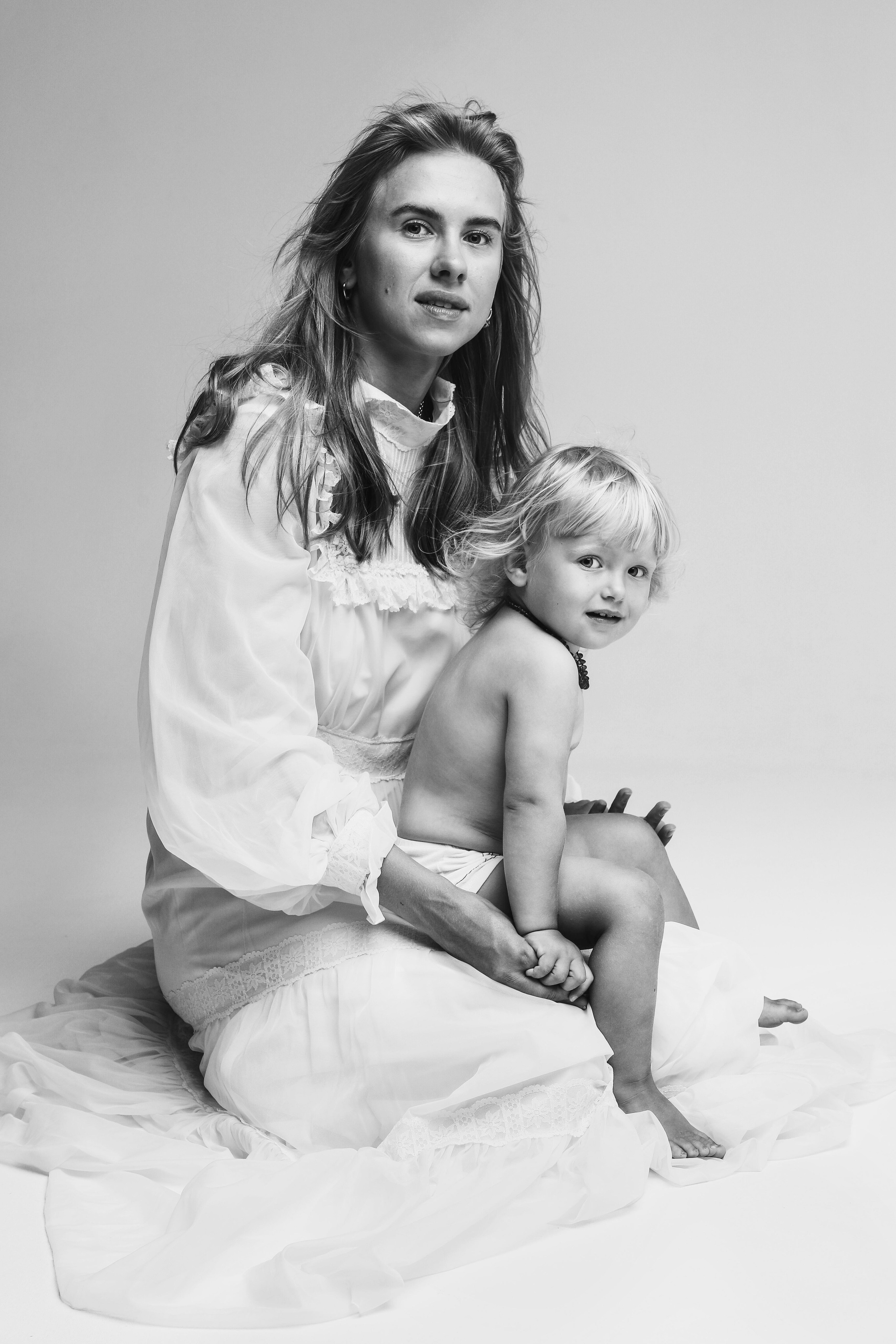 Ксения и Евсеша. Женский фотограф Анна Галлей