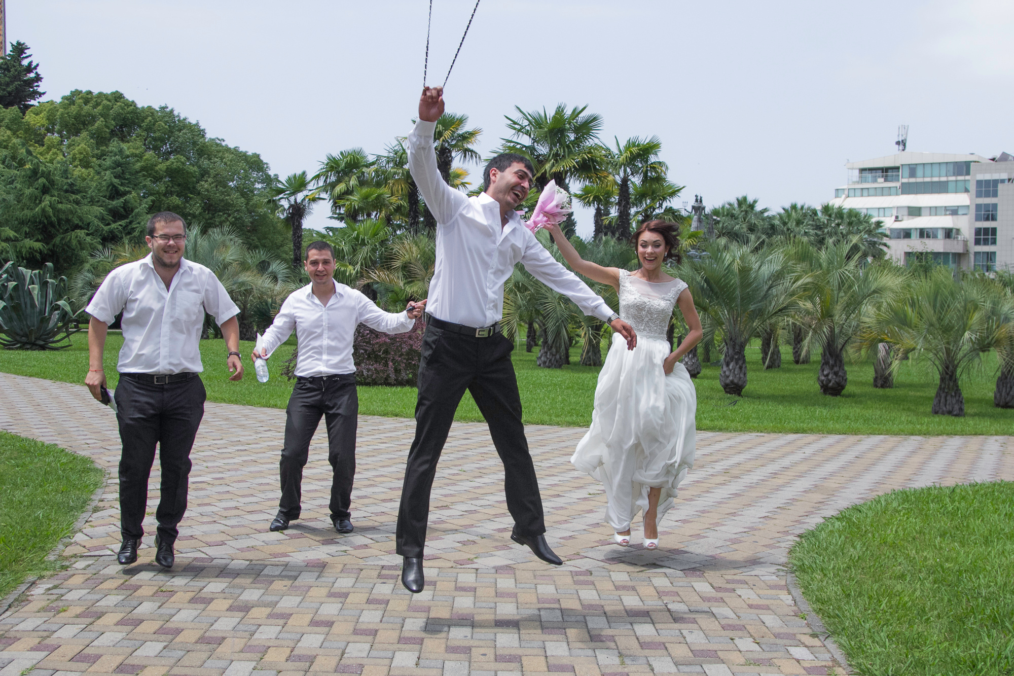 Свадебая фотосессия, свадьба Сочи, портрет, свадебный портрет. живые ф. Фотограф в Сочи! Детские, семейные свадебные фотосессии! Главный эмоци