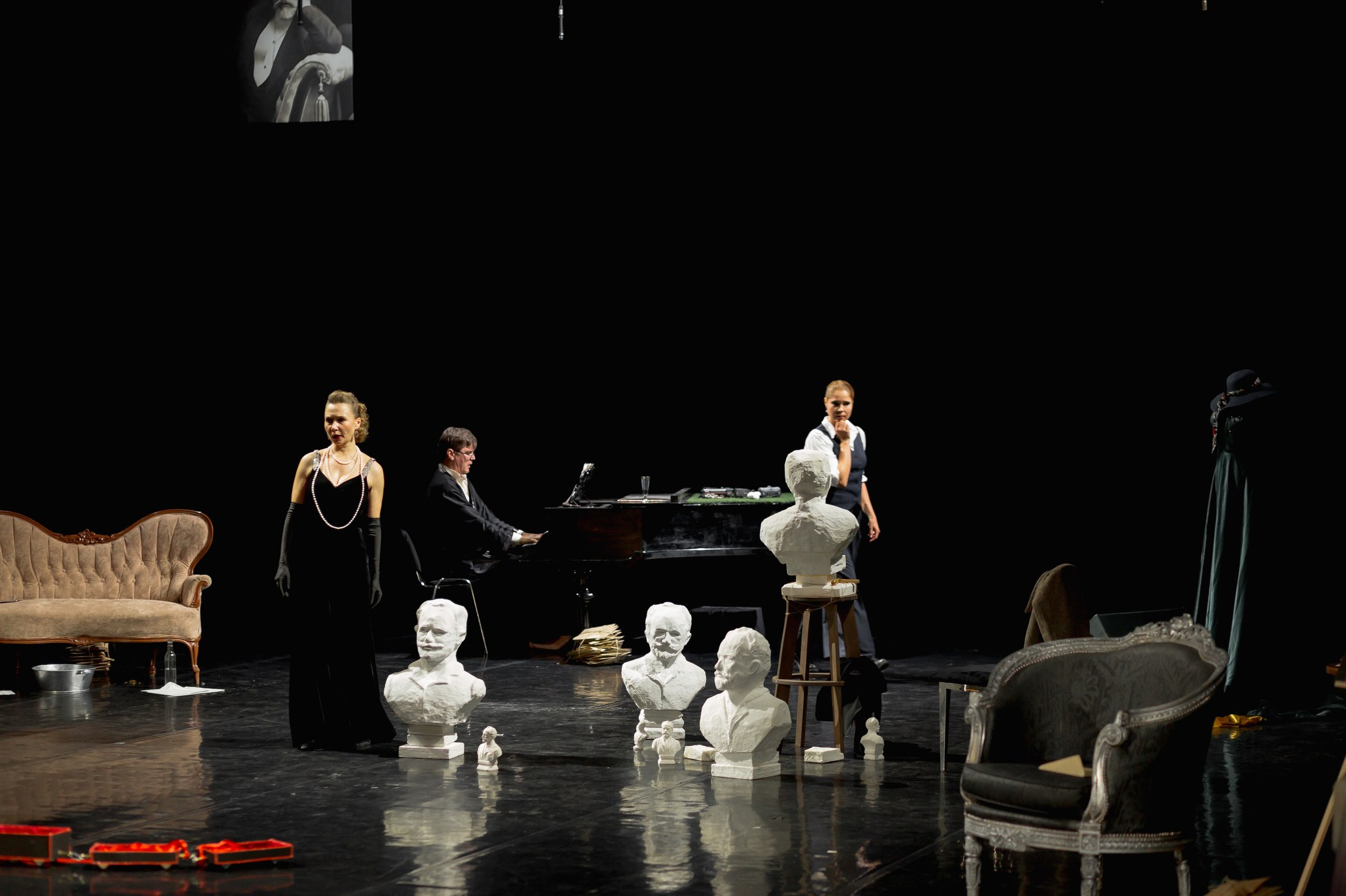 Спектакль Приглушенные голоса в Театре Эрмитажа (+репетиция). Семейный и портретный фотограф в Санкт-Петербурге Андрей Воробьев