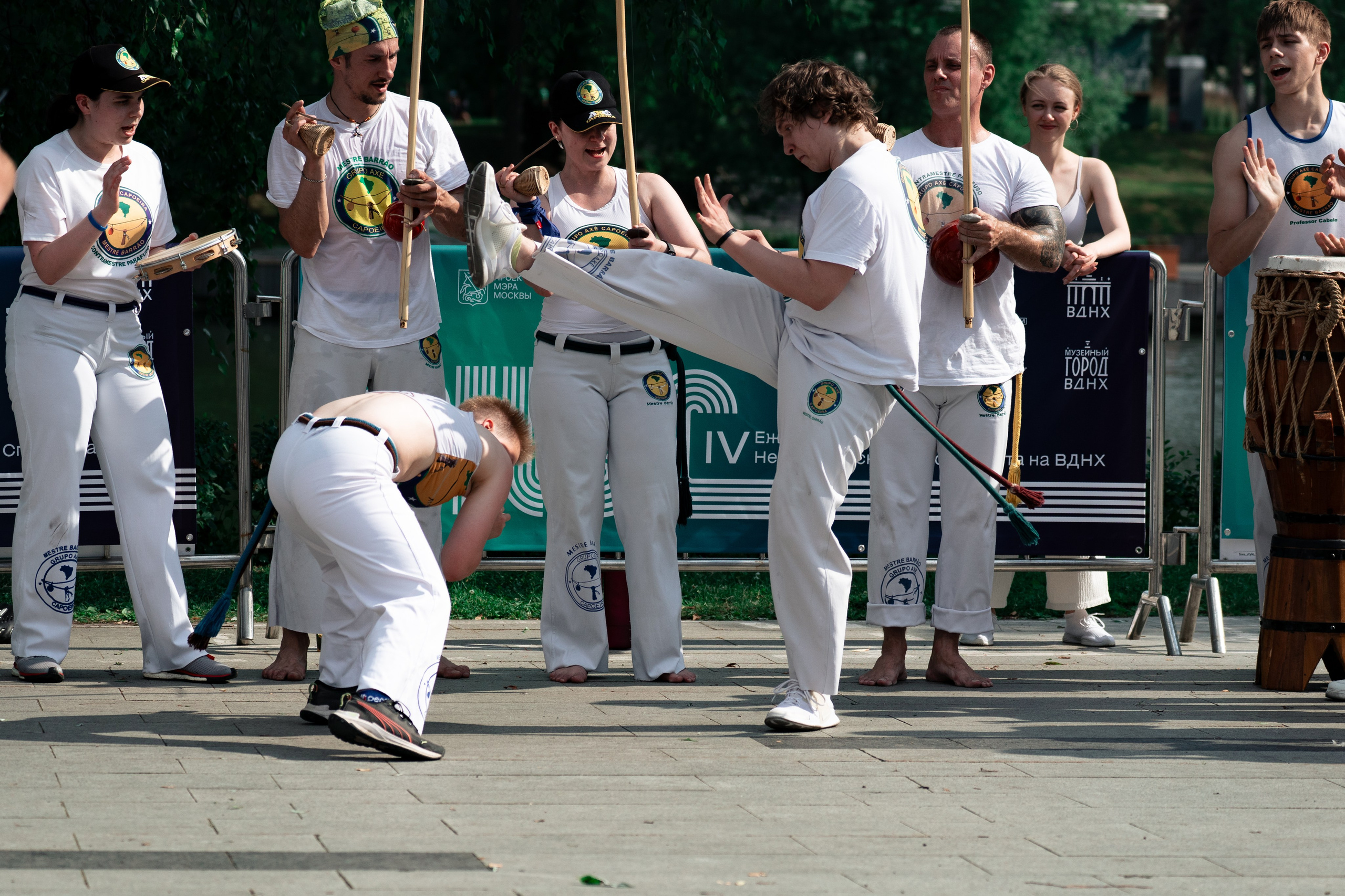Открытый класс AXE Capoeira на фестивале неолимписких видов спорта на ВДНХ 2025 г:. Фотограф в Москве Ткаченко Владимир