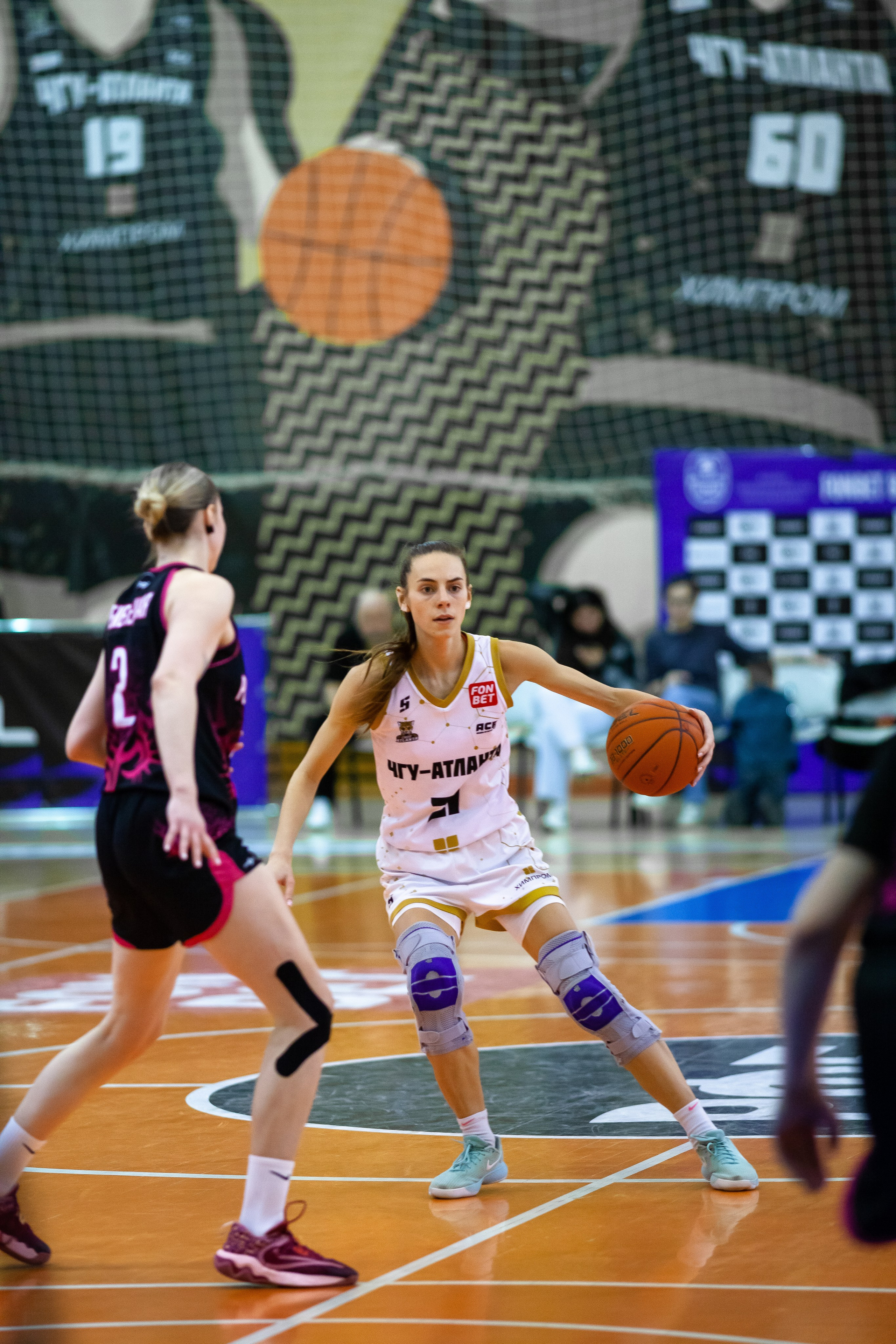 ЧГУ-Атланта — Ростов-ЮФУ / 1 игра. Фотография