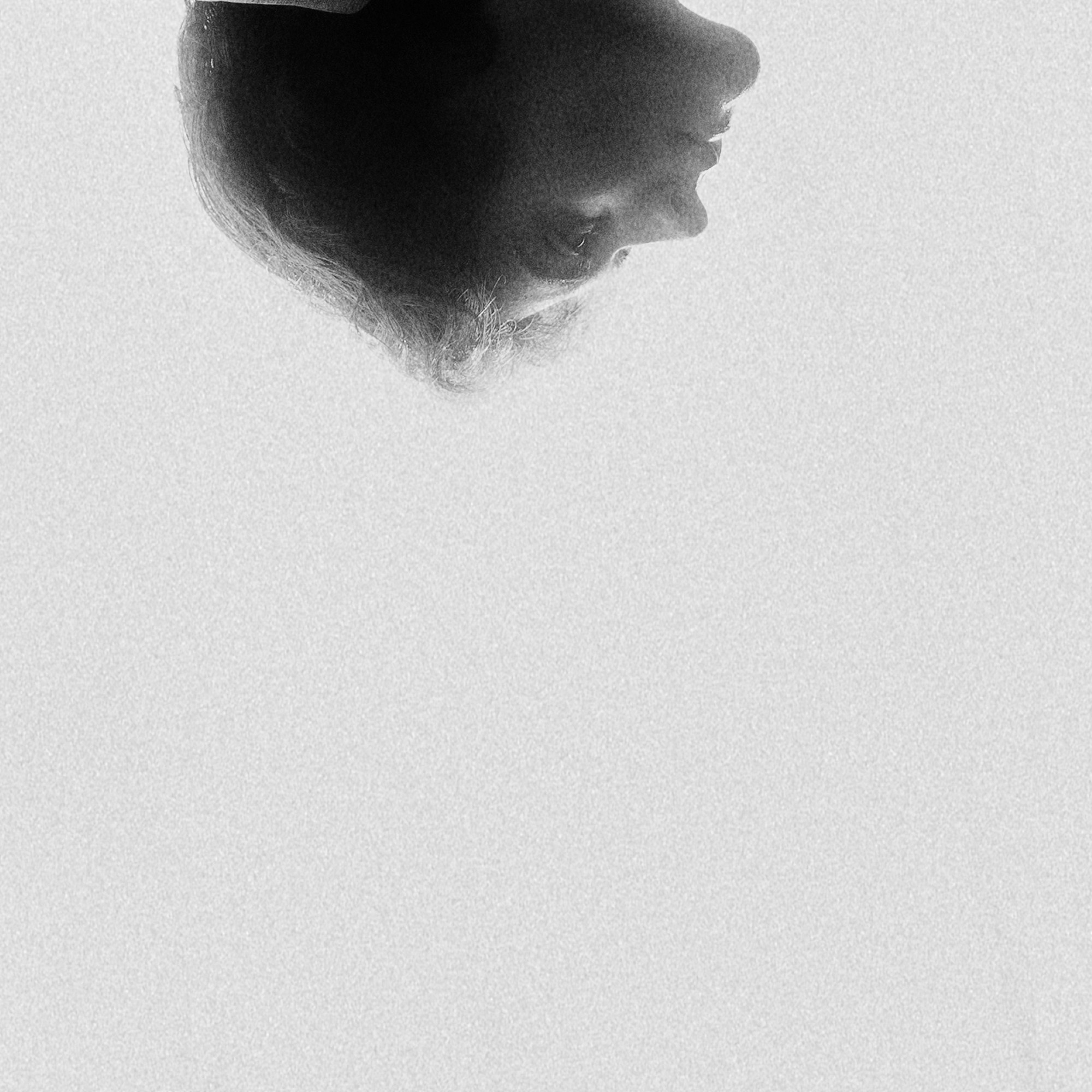 Инверсия снов | Мужской портрет в Тюмени | Фотограф Дарья Мустафина. Портретный фотограф Тюмень Дарья Мустафина