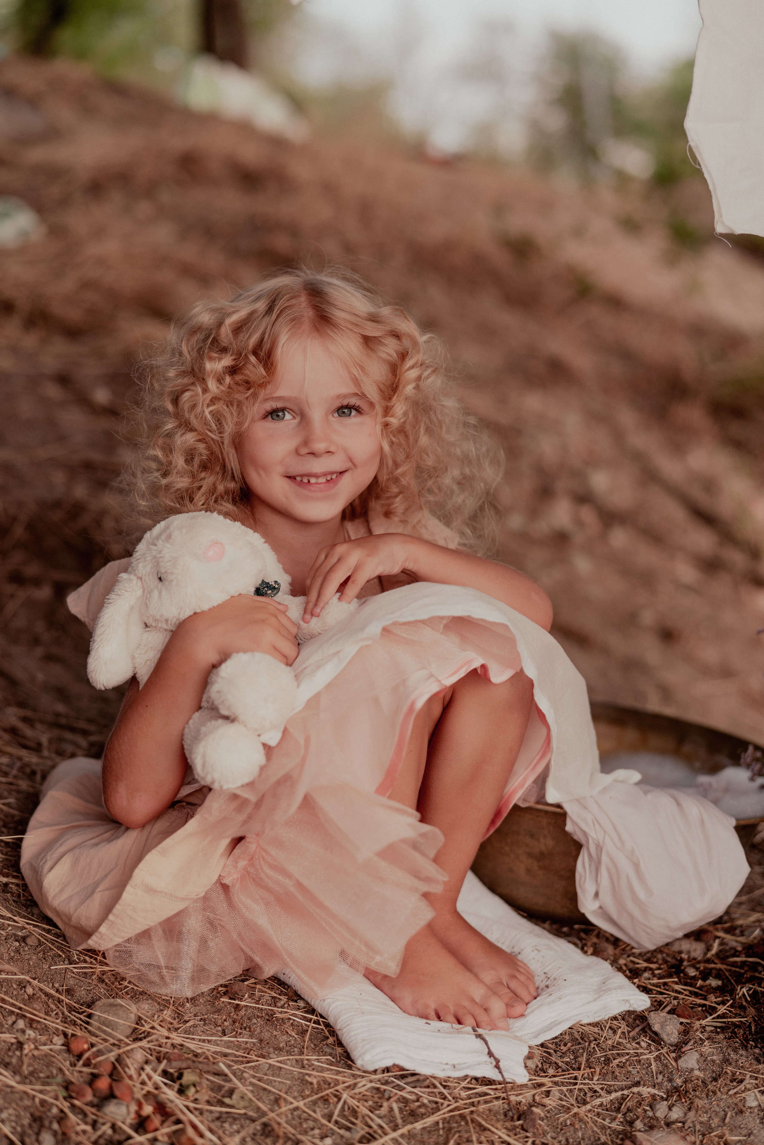 У речки. Фотограф Алматы, курс по Фотографии в Алматы. Дмитриева Наталья