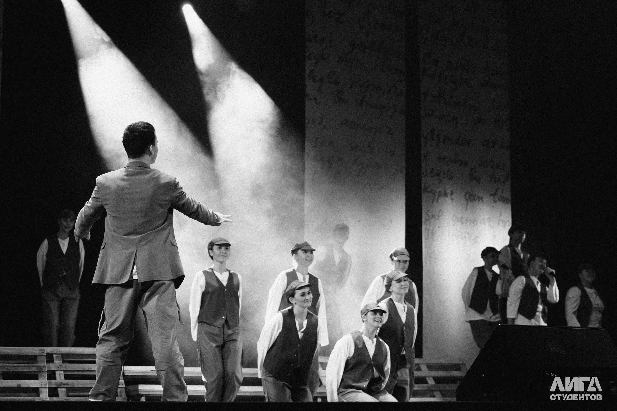 Российская Студенческая Весна 2025. Портретный фотограф в Казани Радомир Заздравных