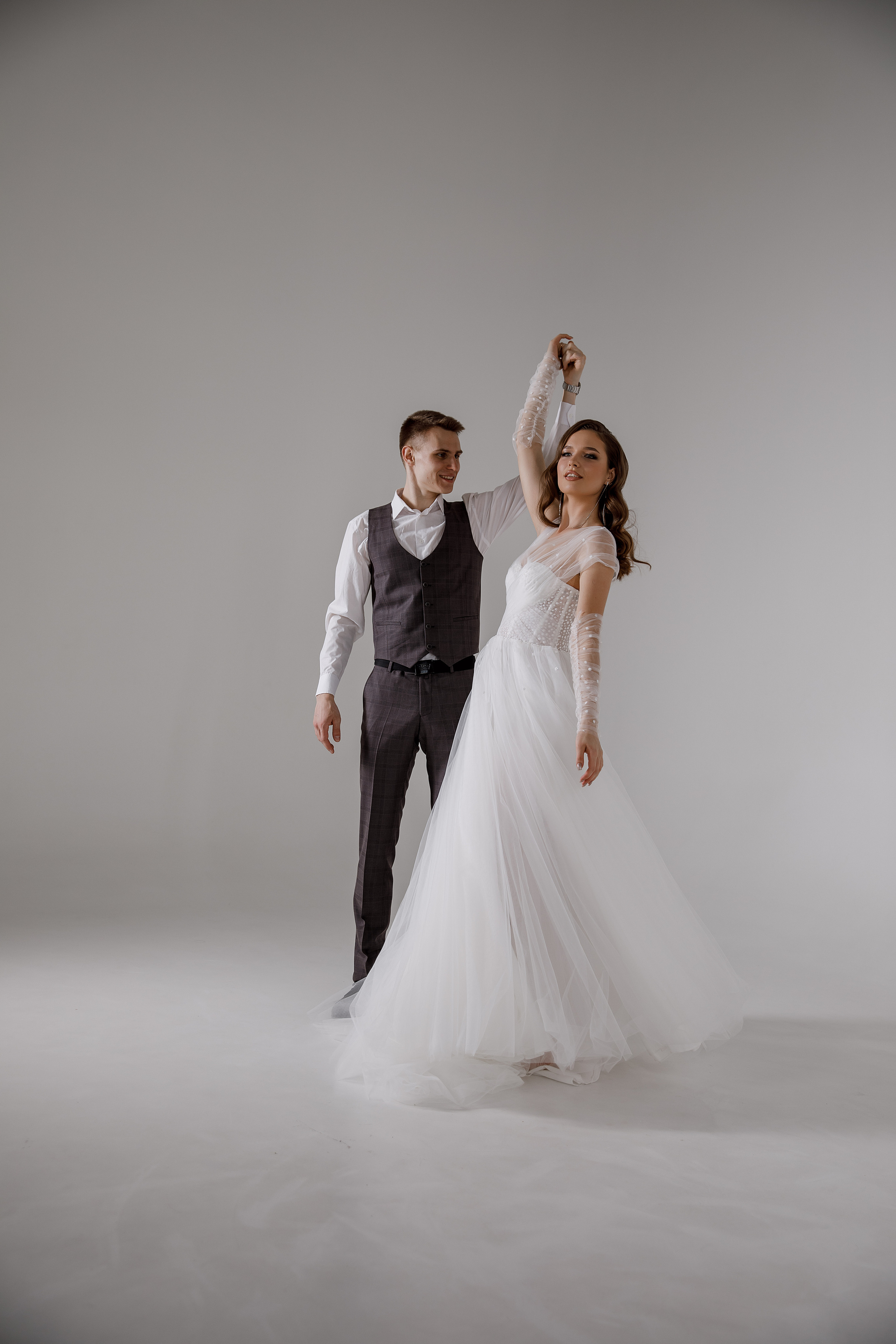 Свадебная съемка в стиле минимализм. Свадебный и семейный фотограф  во Владивостоке Ольга Украинец