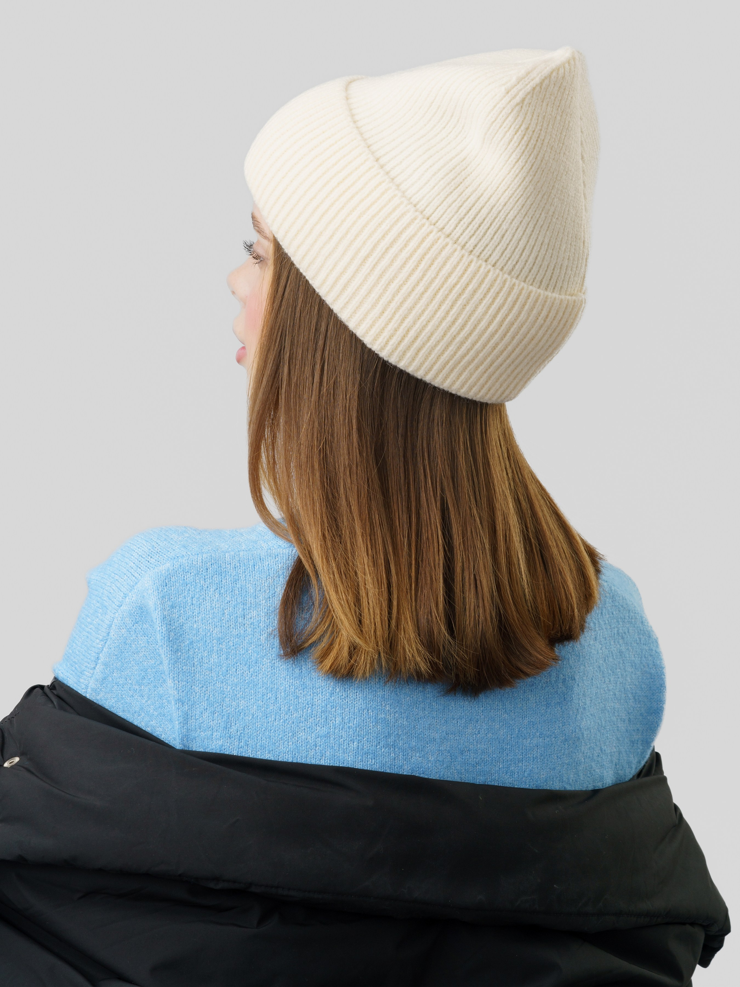 Головные уборы. KED Production — продакшн из СПб. Создаём фото, видео и контент, который помогает брендам и селлерам продавать больше