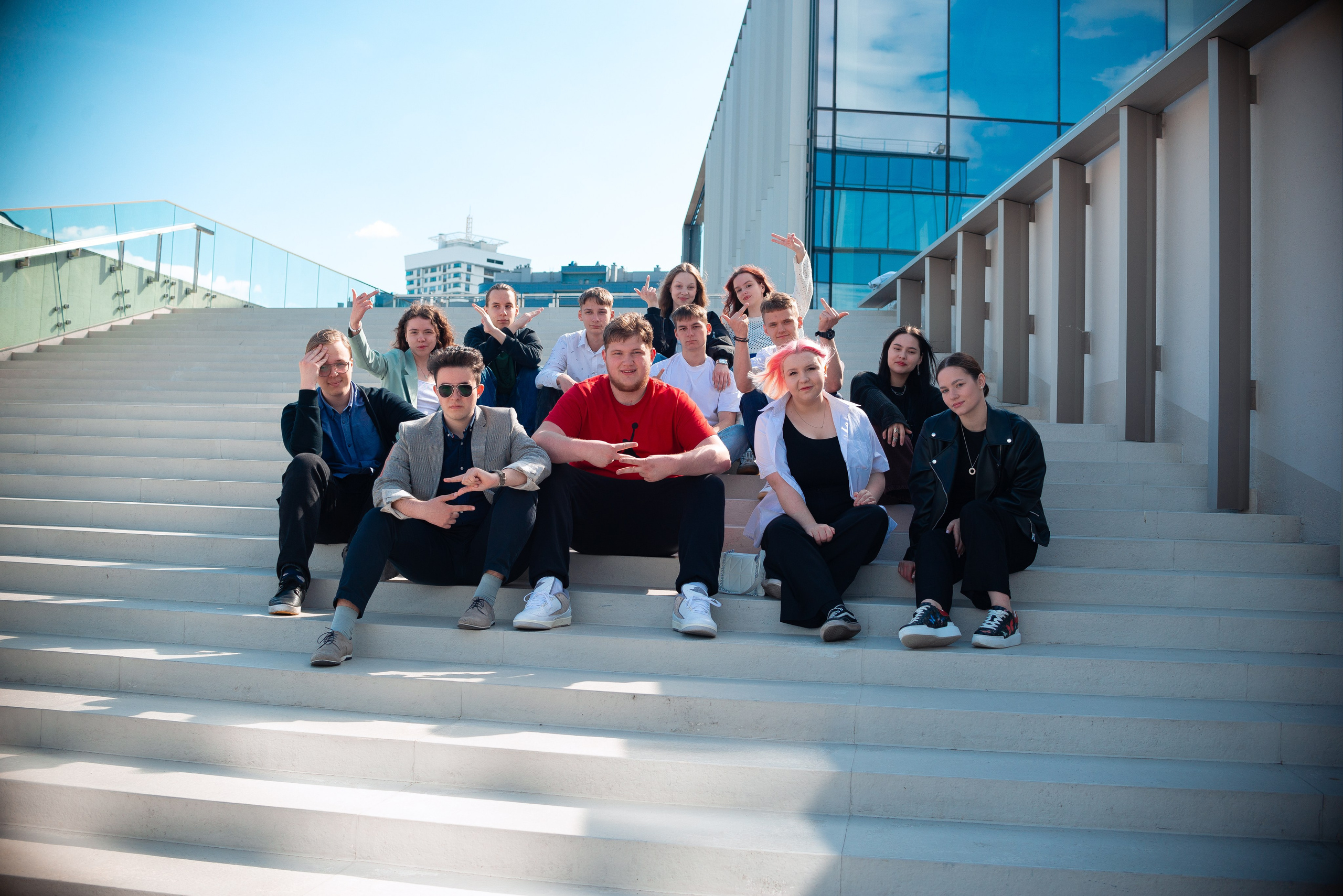 Выпускные альбомы 11 класс. Семейный фотограф на выписку из роддома и крещение Минск Настя Гришук