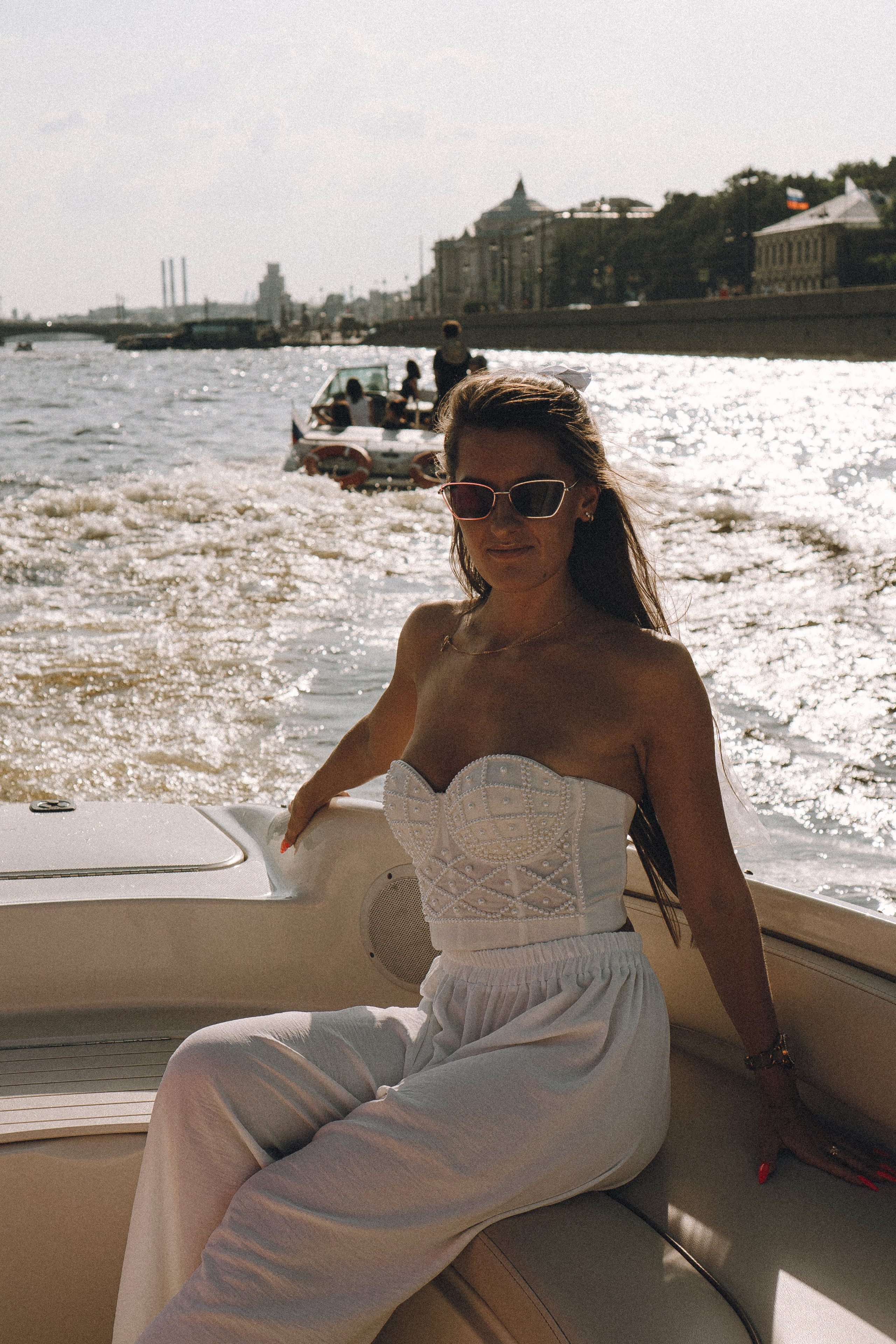 ДЕВИЧНИК НА КАТЕРЕ. Профессиональный фотограф, Санкт-Петербург — Виктория Богомолова