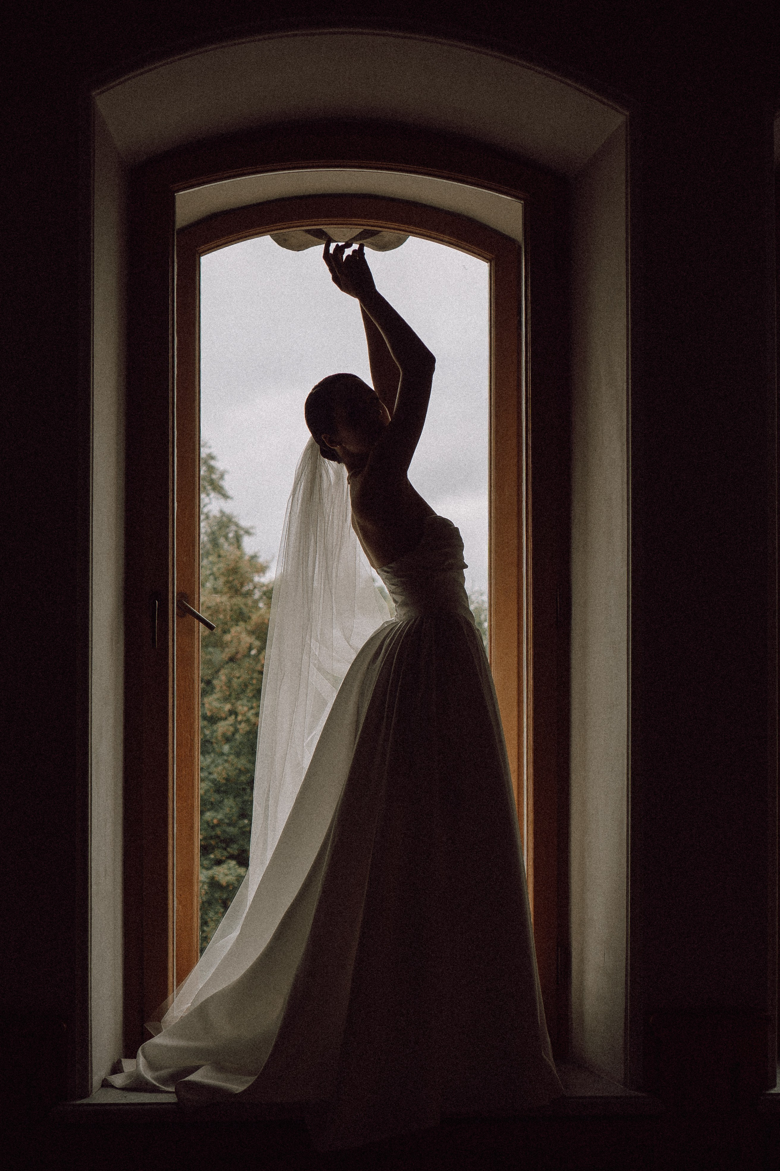 СВАДЕБНАЯ ПРОГУЛКА В САНТК-ПЕТЕРБУРГЕ (ИСАКИЕВСКИЙ СОБОР, ЗИМНЯЯ КАНАВКА, ЭРМИТАЖ И БОЛЬШАЯ МОРСКАЯ УЛИЦА). Профессиональный фотограф, Санкт-Петербург — Виктория Богомолова