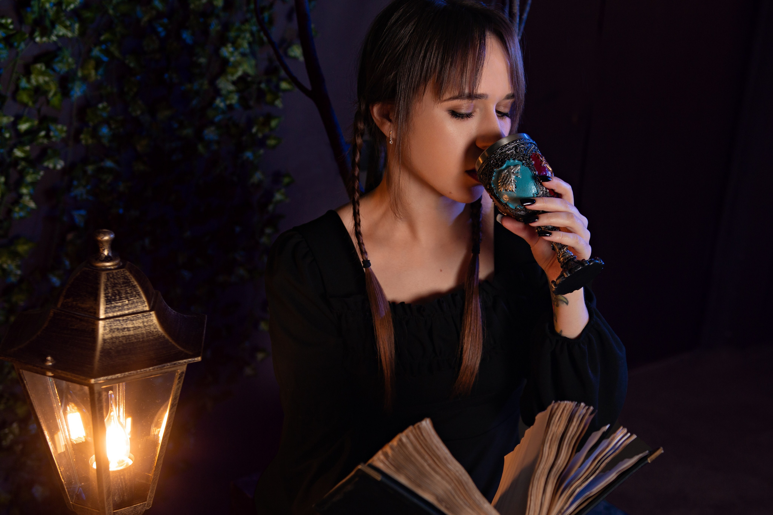 Фотосессия wednesday в студии Photohub зал Карбон