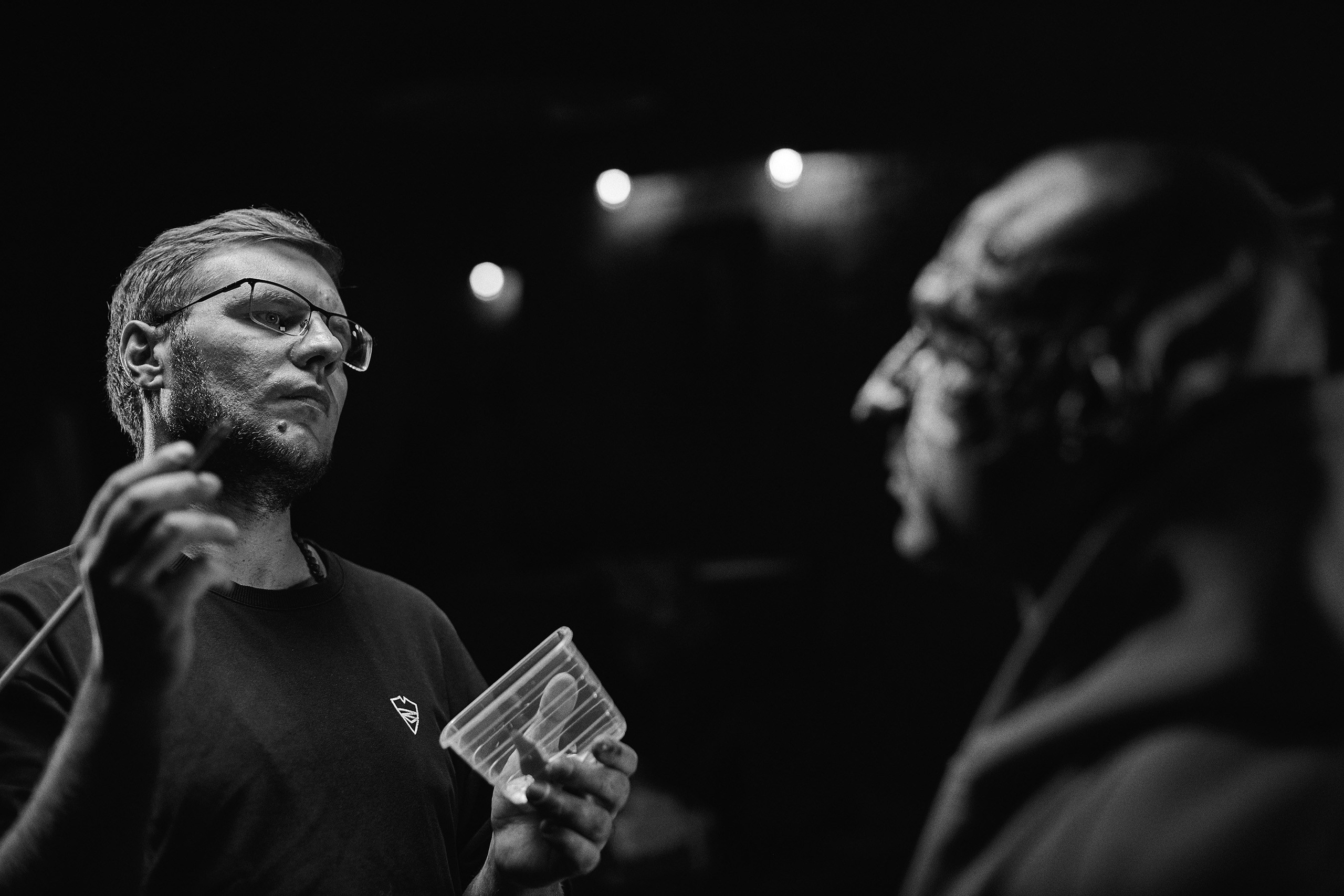 Бэкстейдж концептуальной съёмки фотографа Дмитрия Раймона, каллиграфа Антона Рейтара и персонального тренера фитнес-клуба Байрама Алоева. Фотосессия в Efimov Studio. Портретный фотограф во Владивостоке Сергей Ефимов. #СергейЕфимовФото