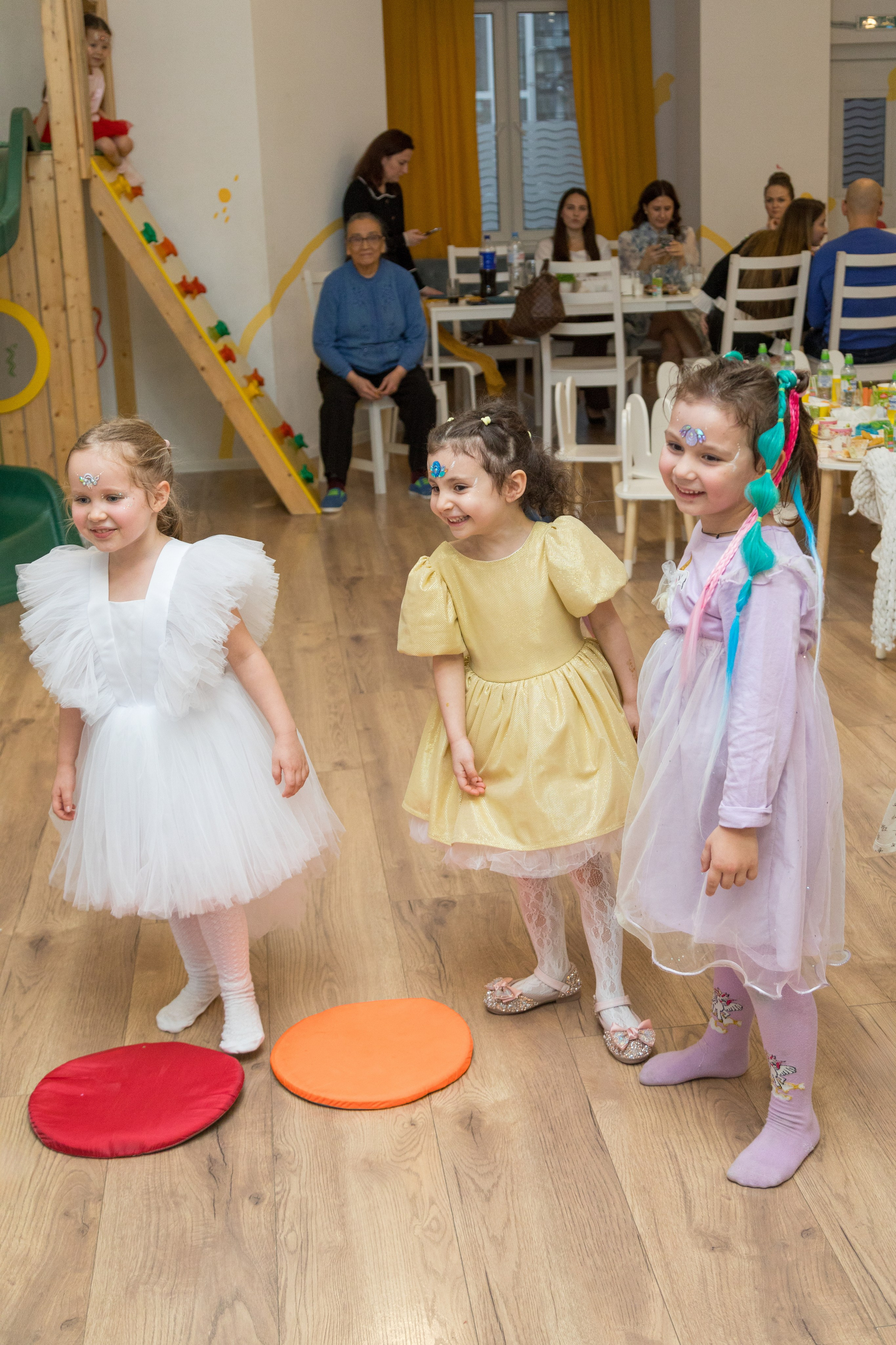 День рождения Валерии в Avocado Friends, 5 лет. Детский и контент фотограф Надя Волкова Санкт-Петербург