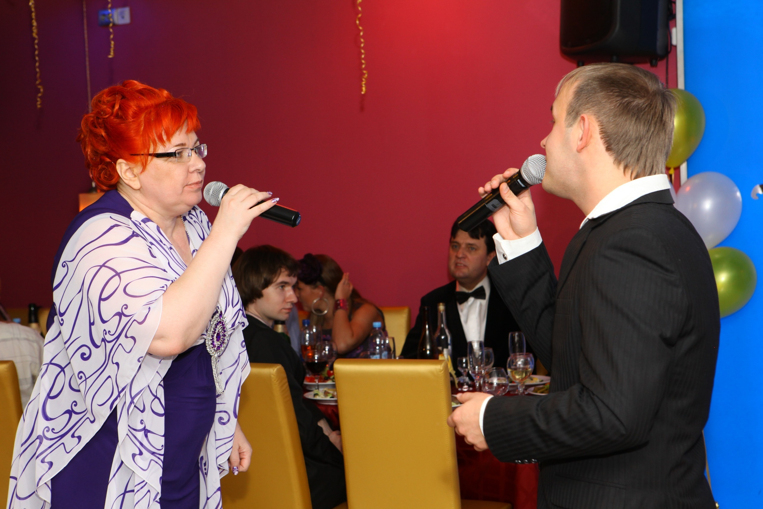 Поющий ведущий Сергей Голубев. Ведущий, Тамада, DJ, фото в Перми. Хорошее настроение