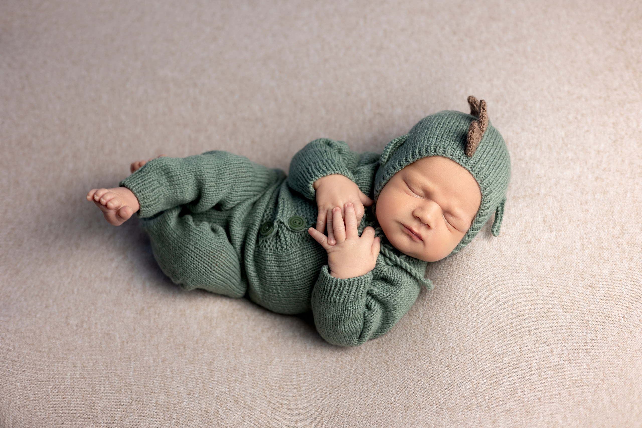 Новорождённые. Фотограф новорождённых г. Салехард