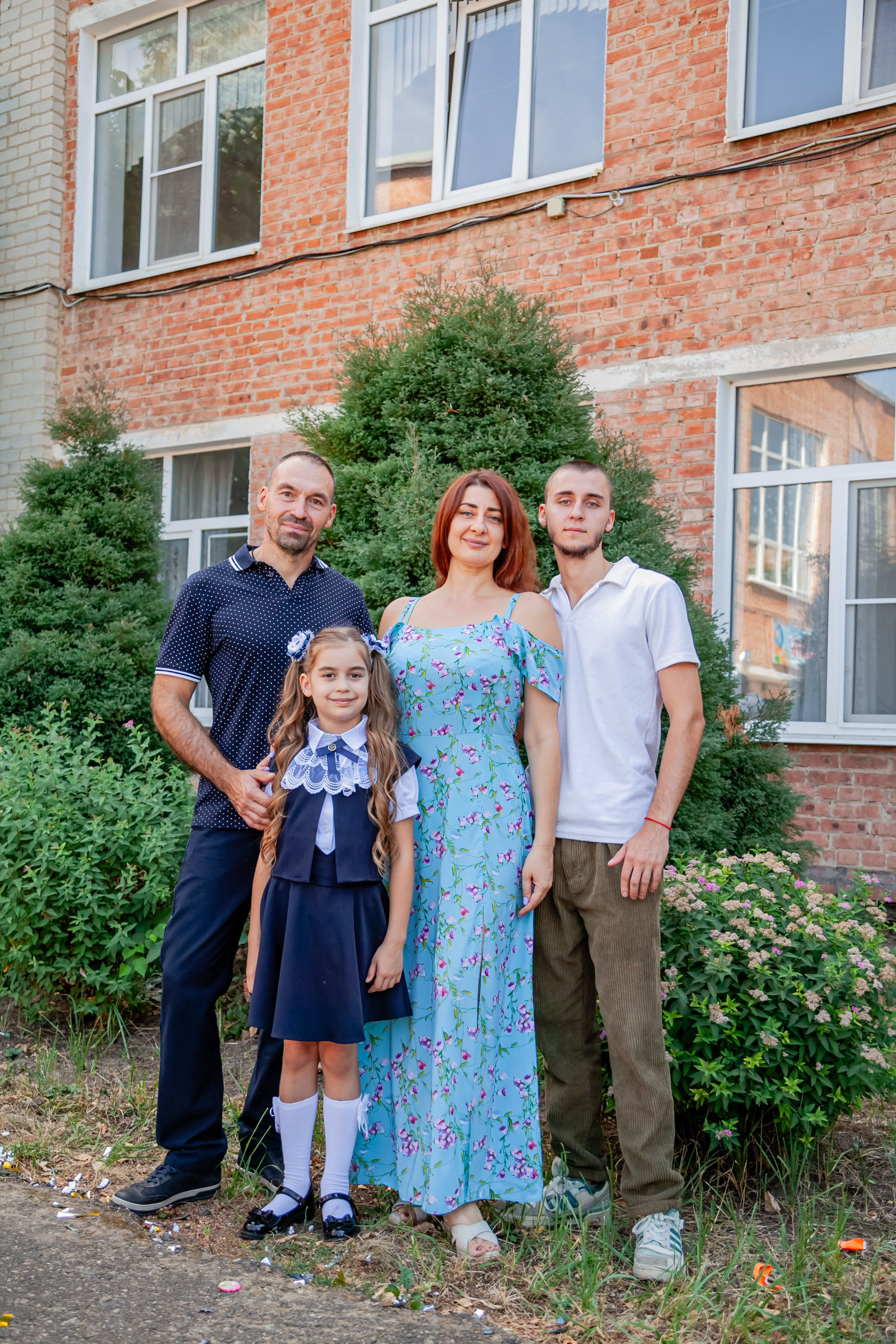 1 сентября линейка. Свадебный и семейный фотограф в Армавире