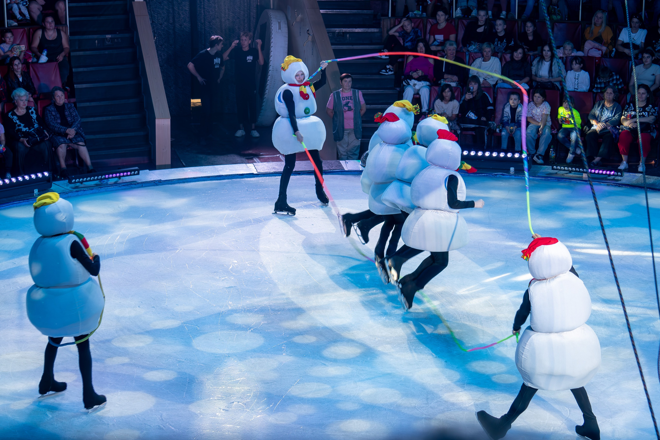 Цирк на льду «Айсберг» в Луганске. Фотограф в РФ и ЛНР Юлия Федосеева