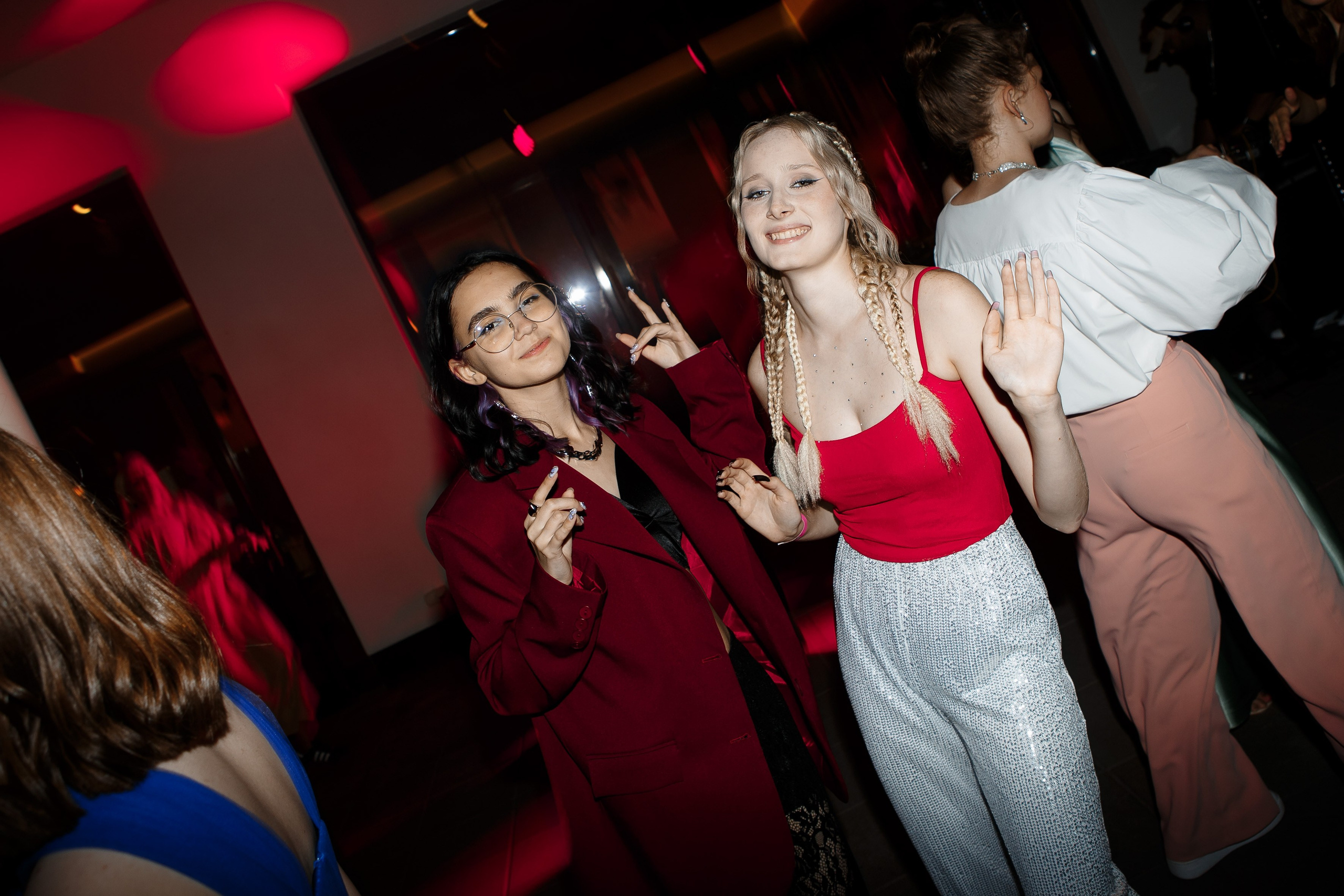 Выпускной Гимназия 12 2024 OpenHouse. Свадебный и портретный Фотограф в Липецке Дмитрий Котюков