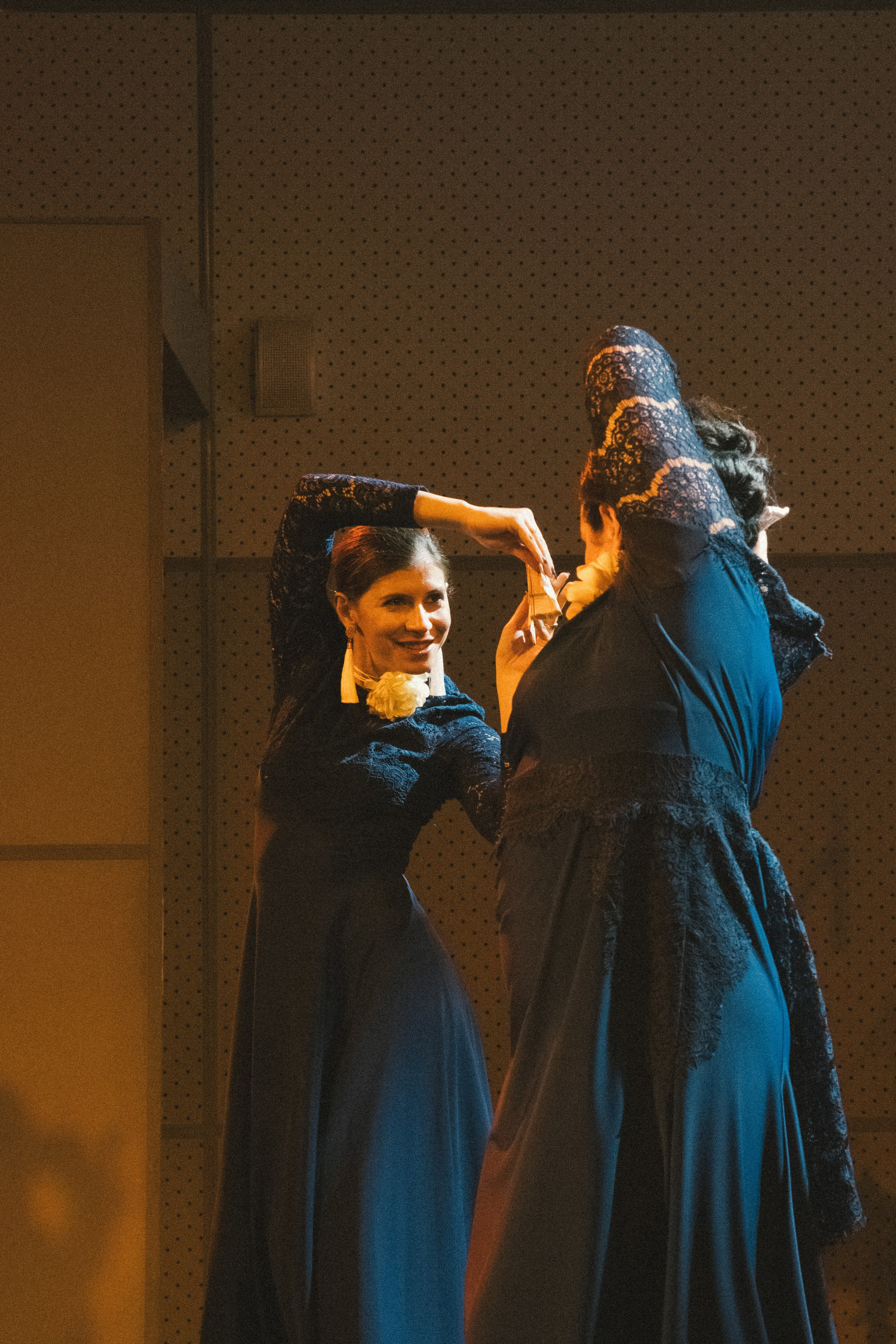 Спектакль «Mujeres» («Женщины»), студия фламенко Tierra del Sol. Анна Демидова — фотография для жизни и бизнеса в Абакане