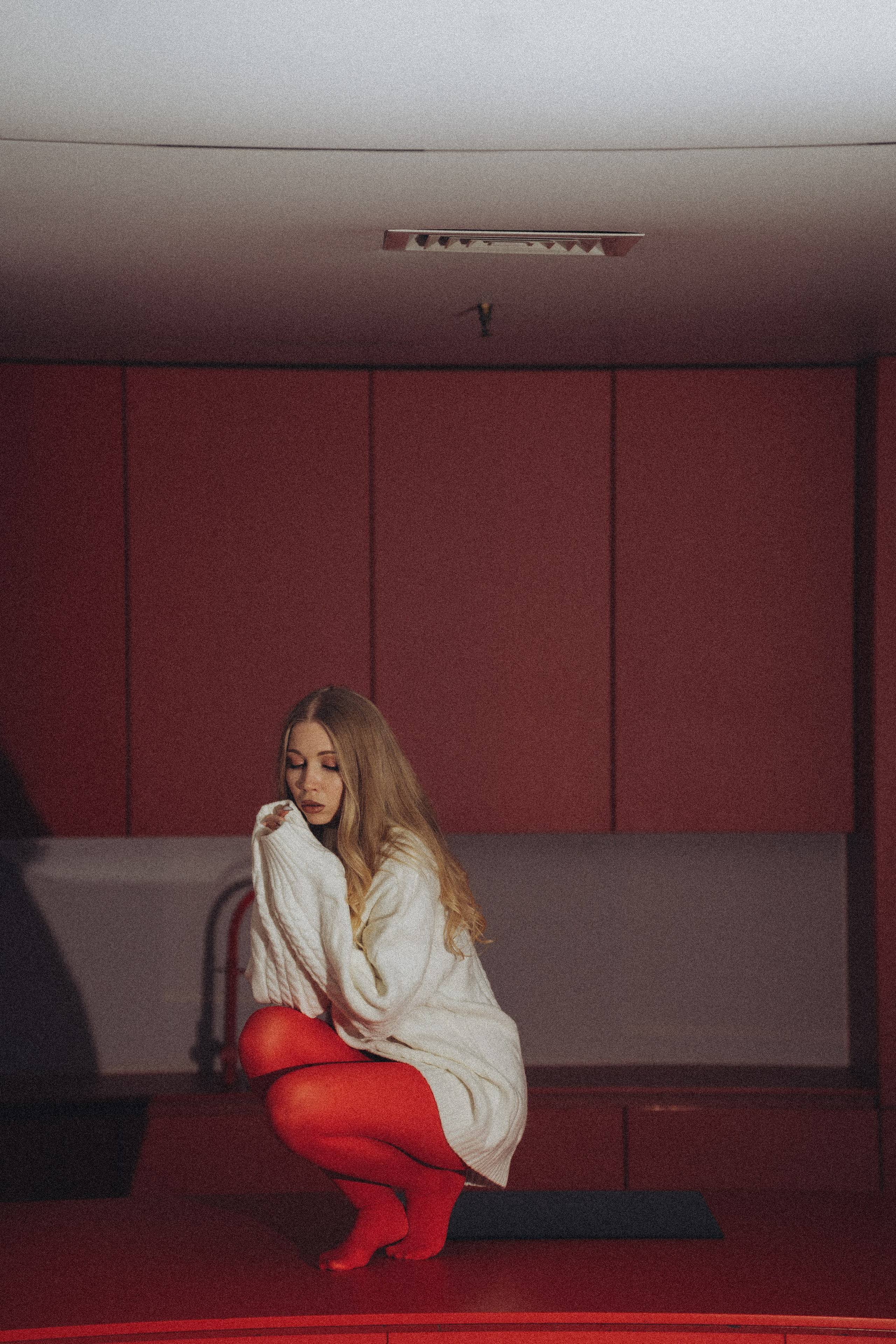 ФОТОСЕССИЯ К НОВОМУ ГОДУ В СТУДИИ С ЕЛОЧКОЙ КРАСИВЫЙ ОБРАЗ. Профессиональный фотограф, Санкт-Петербург — Виктория Богомолова