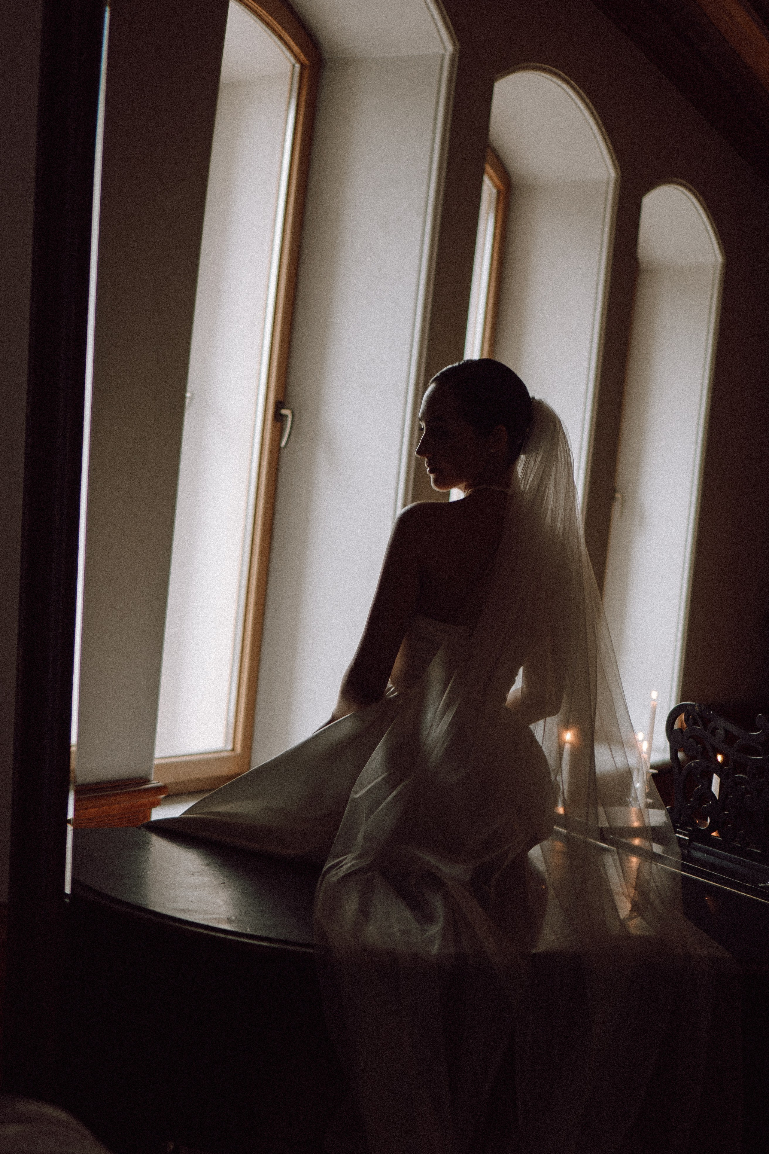 СВАДЕБНАЯ ПРОГУЛКА В САНТК-ПЕТЕРБУРГЕ (ИСАКИЕВСКИЙ СОБОР, ЗИМНЯЯ КАНАВКА, ЭРМИТАЖ И БОЛЬШАЯ МОРСКАЯ УЛИЦА). Профессиональный фотограф, Санкт-Петербург — Виктория Богомолова