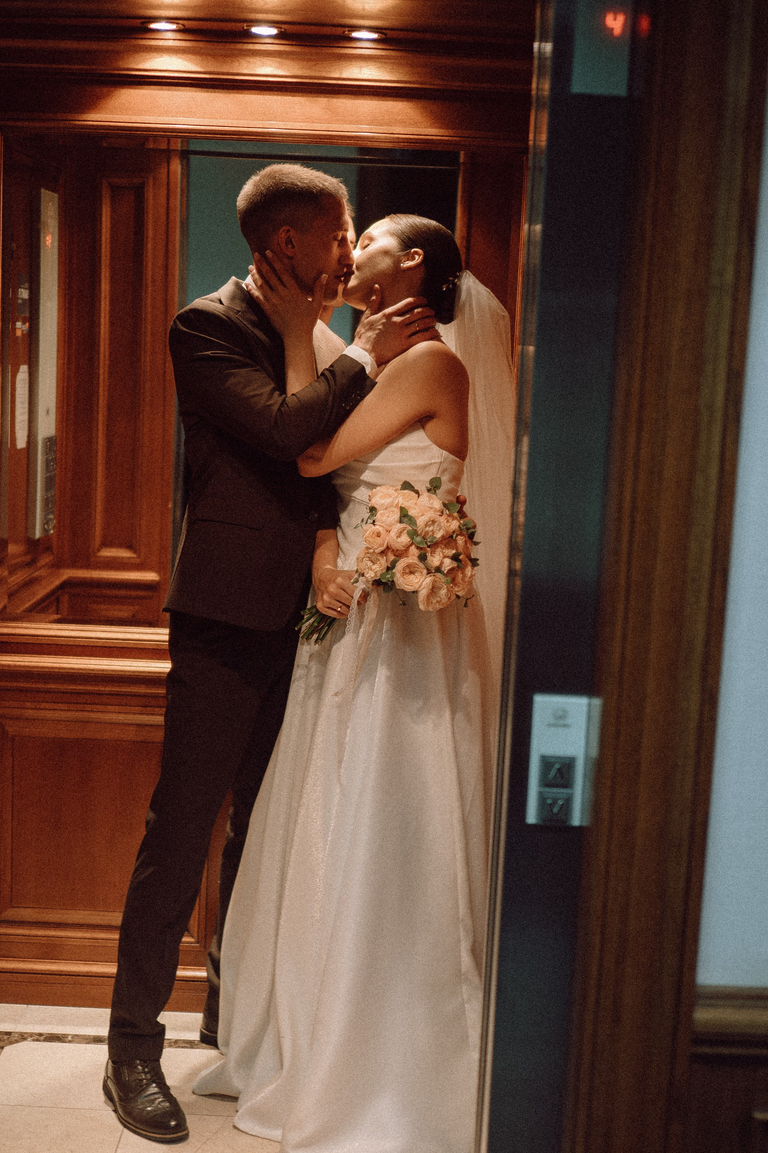 ЗАГС И ПРОГУЛКА 2 ЧАСА. Профессиональный фотограф, Санкт-Петербург — Виктория Богомолова